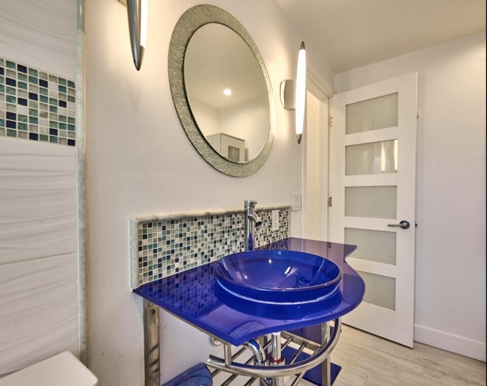 HILLSBORO MILE OCEAN APTS SEC 2 - Residential Lease