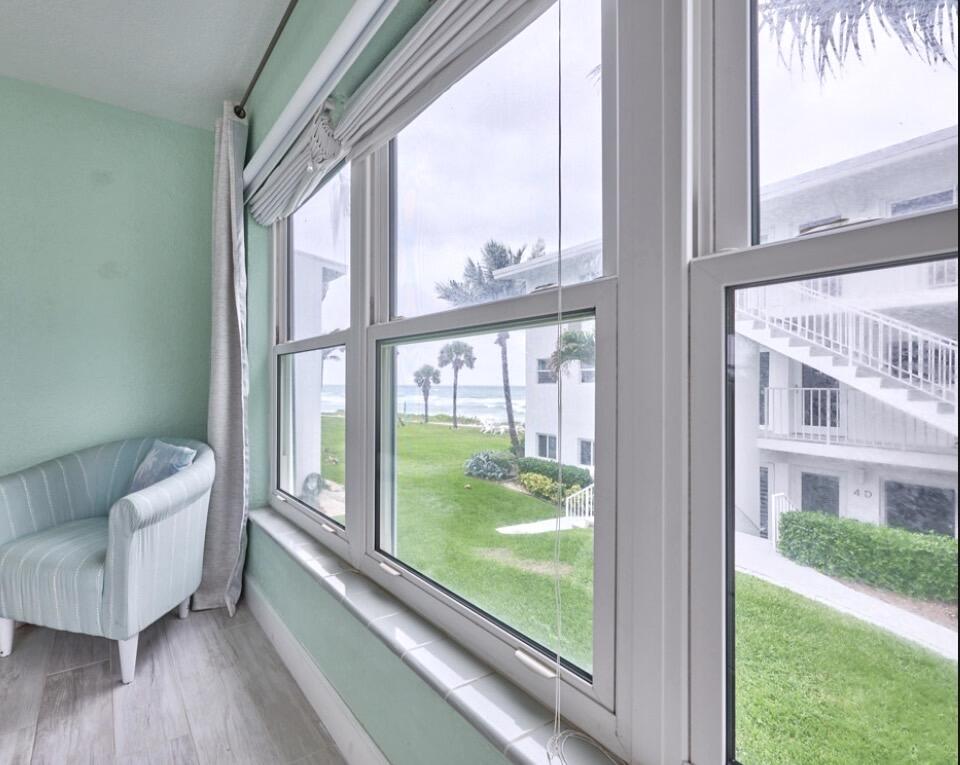 HILLSBORO MILE OCEAN APTS SEC 2 - Residential Lease