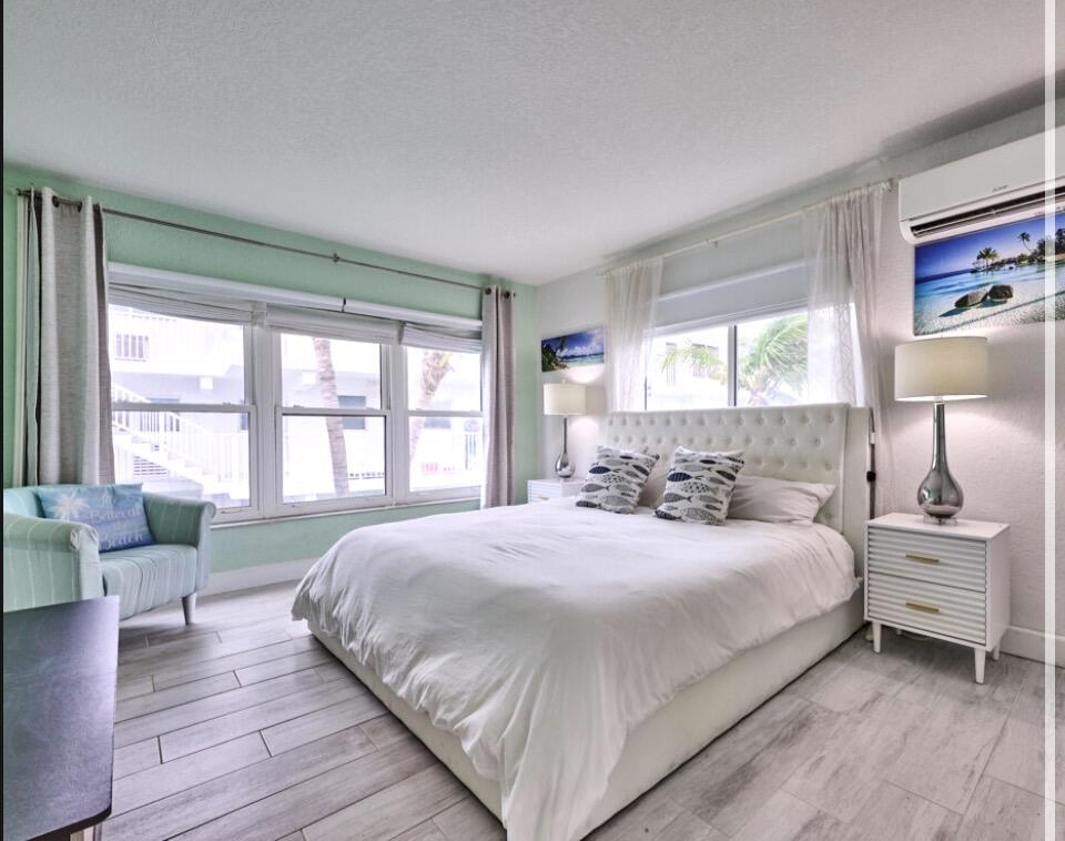 HILLSBORO MILE OCEAN APTS SEC 2 - Residential Lease