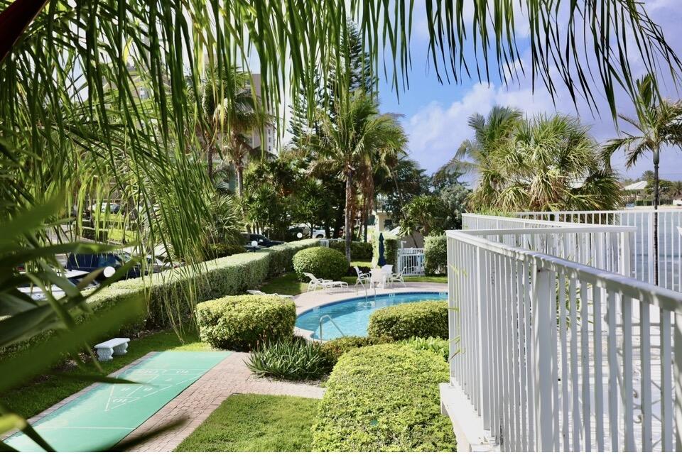 HILLSBORO MILE OCEAN APTS SEC 2 - Residential Lease