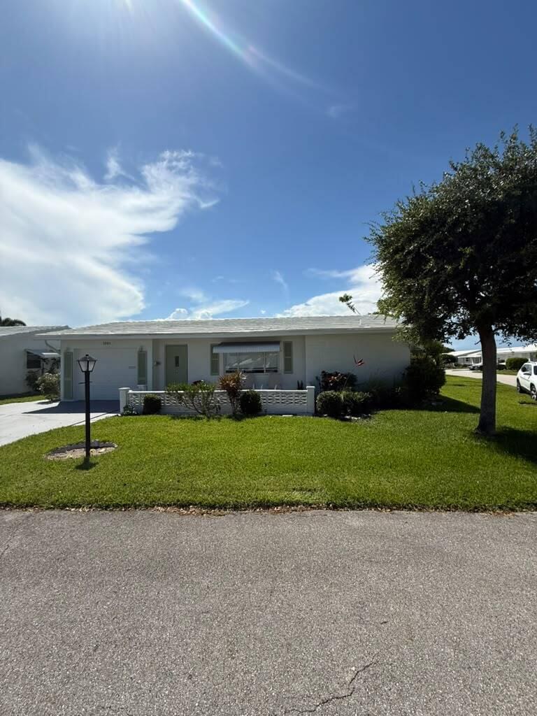 PALM BEACH LEISUREVILLE SEC 9 - Residential