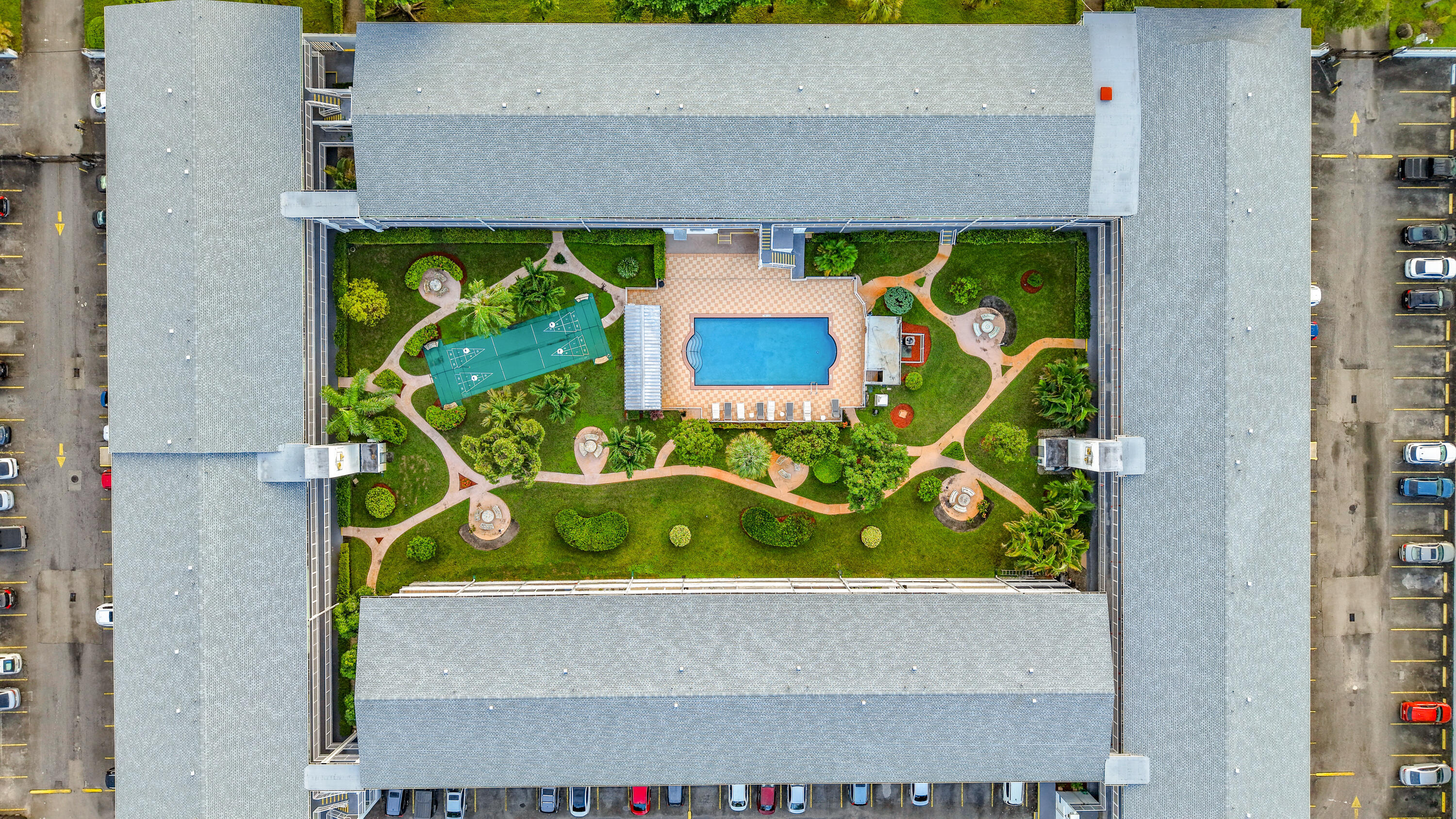 GOLDEN TOWERS NO 2 INC - GOLDEN - Residential Lease