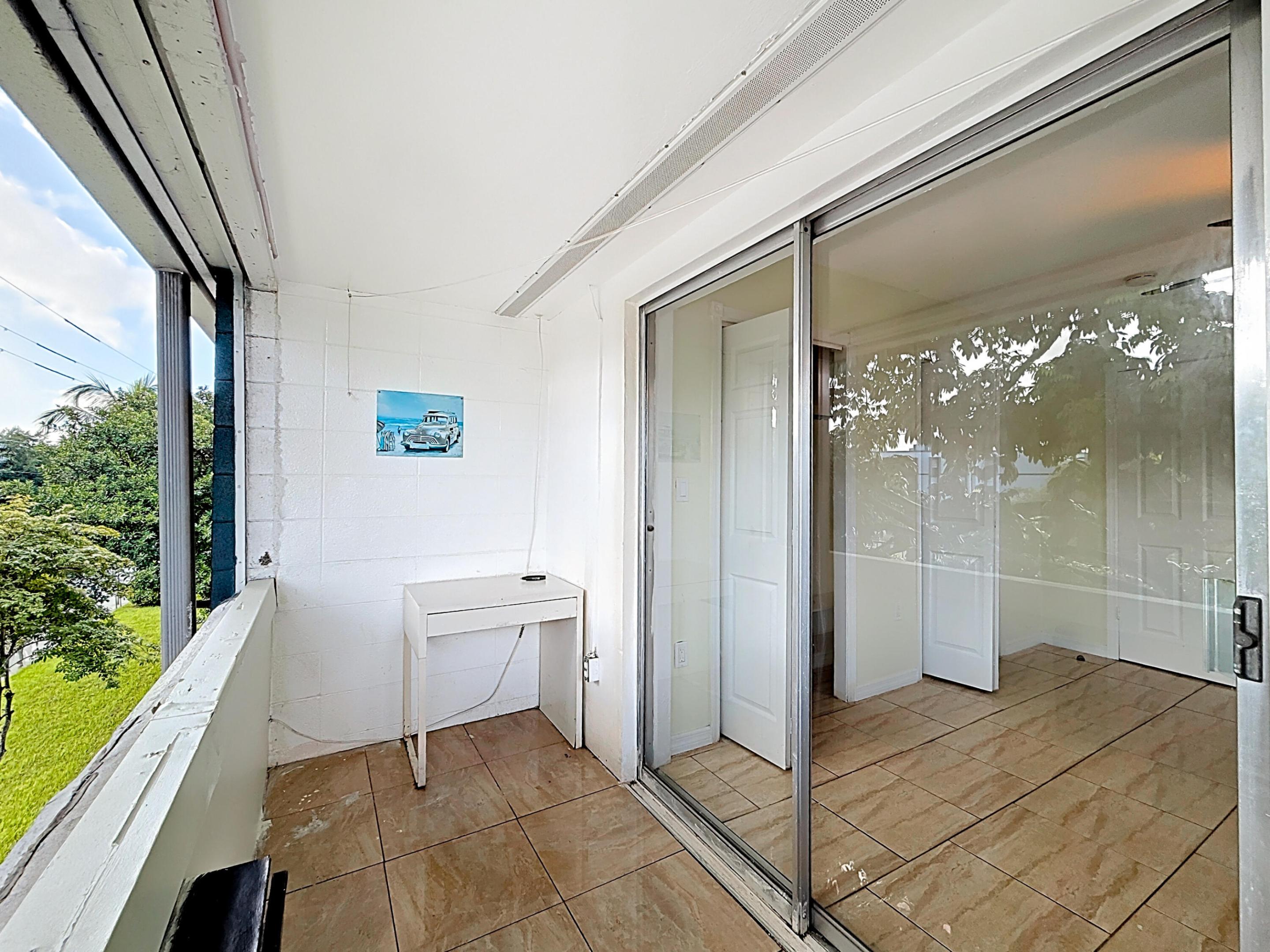 GOLDEN TOWERS NO 2 INC - GOLDEN - Residential Lease