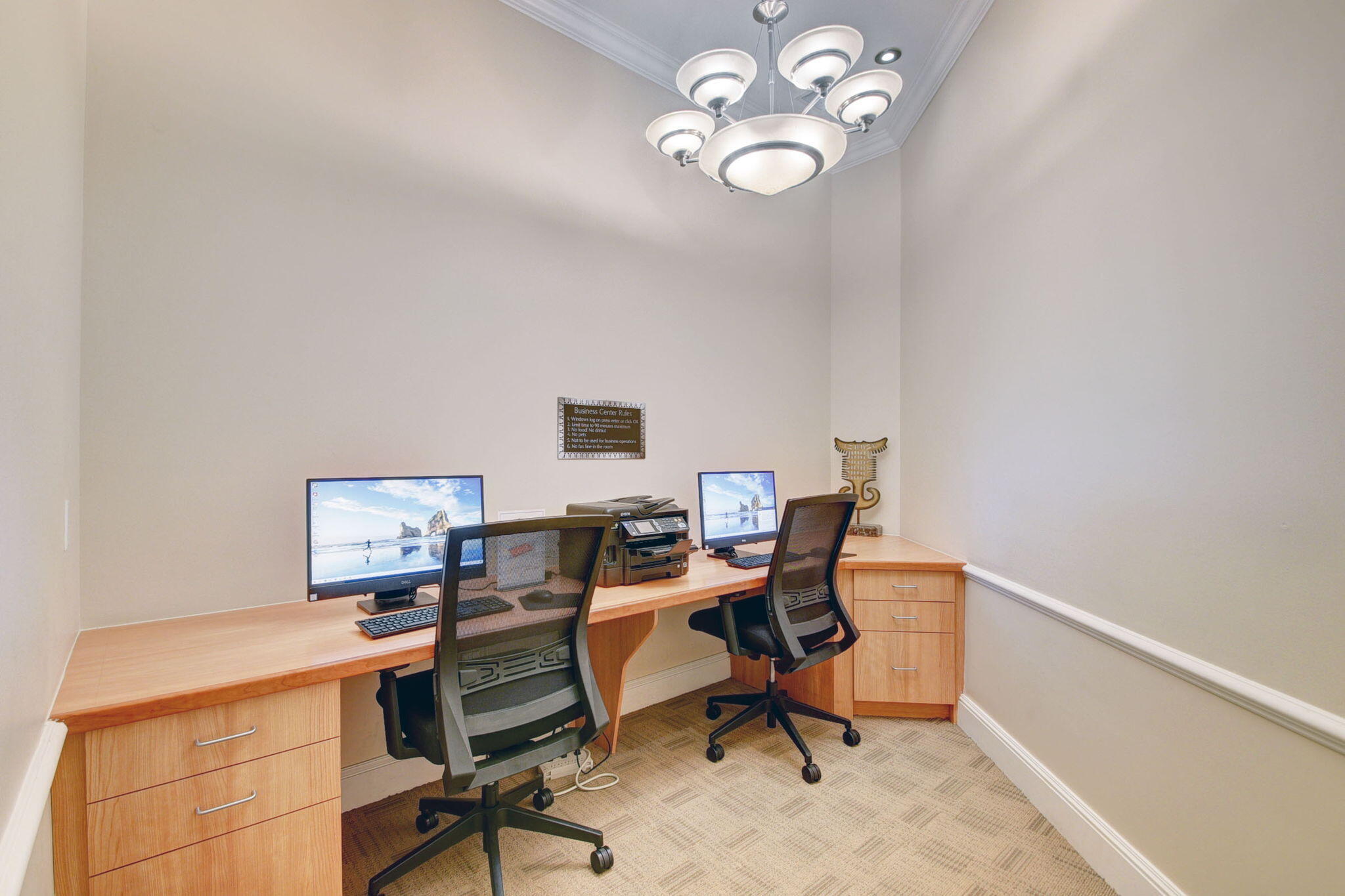 METROPOLITAN CONDO - Residential Lease