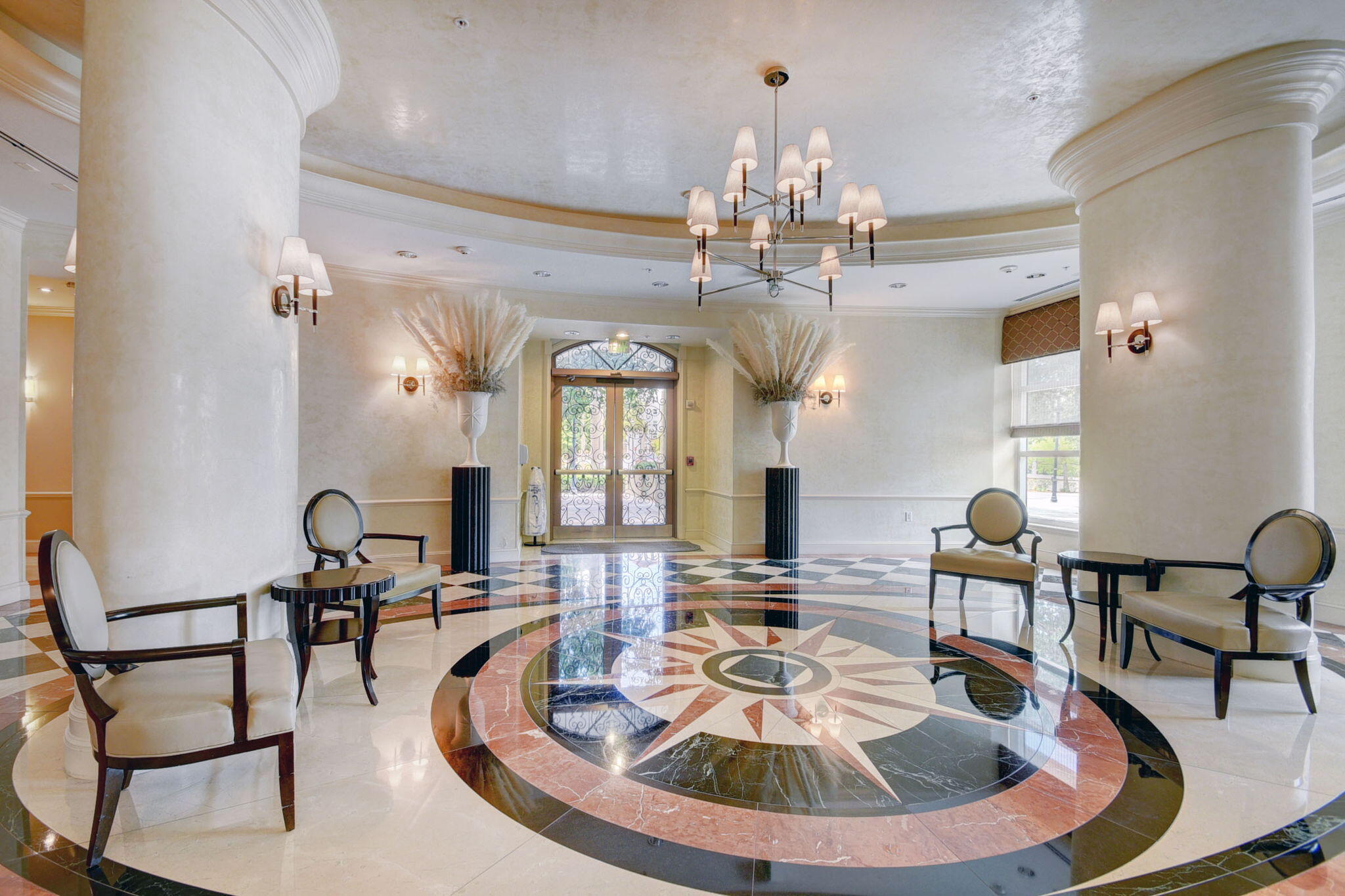 METROPOLITAN CONDO - Residential Lease