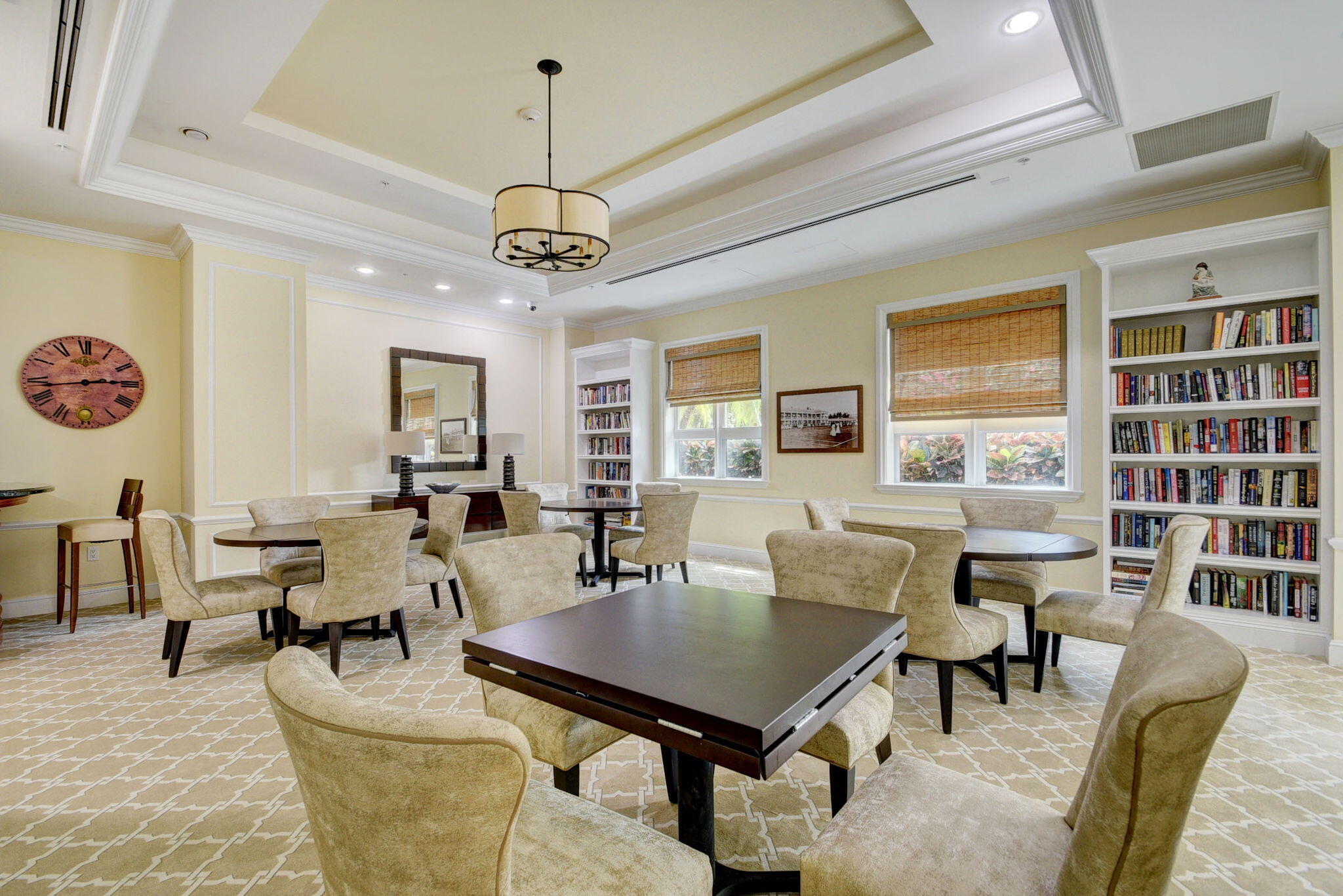 METROPOLITAN CONDO - Residential Lease