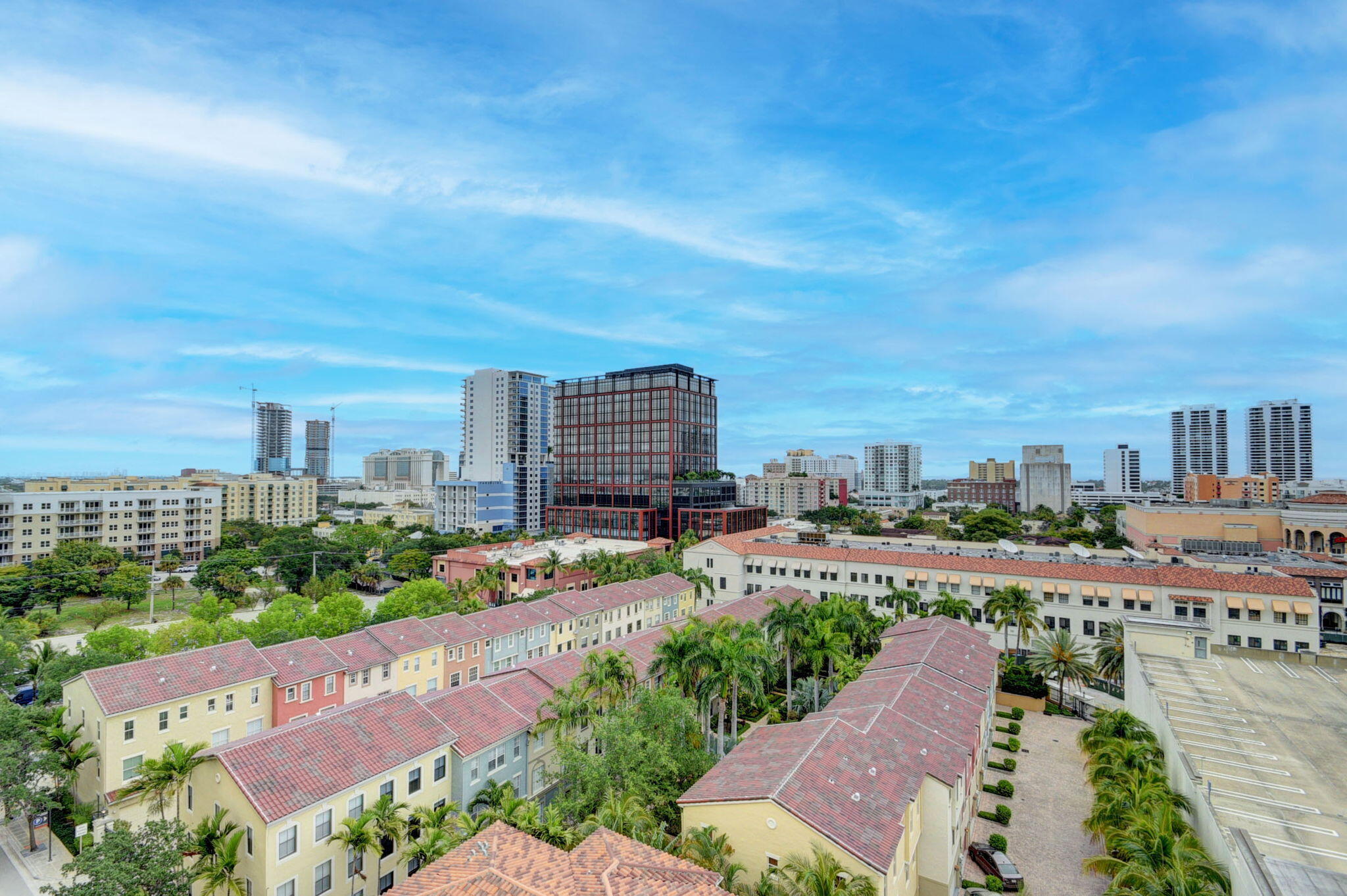 METROPOLITAN CONDO - Residential Lease