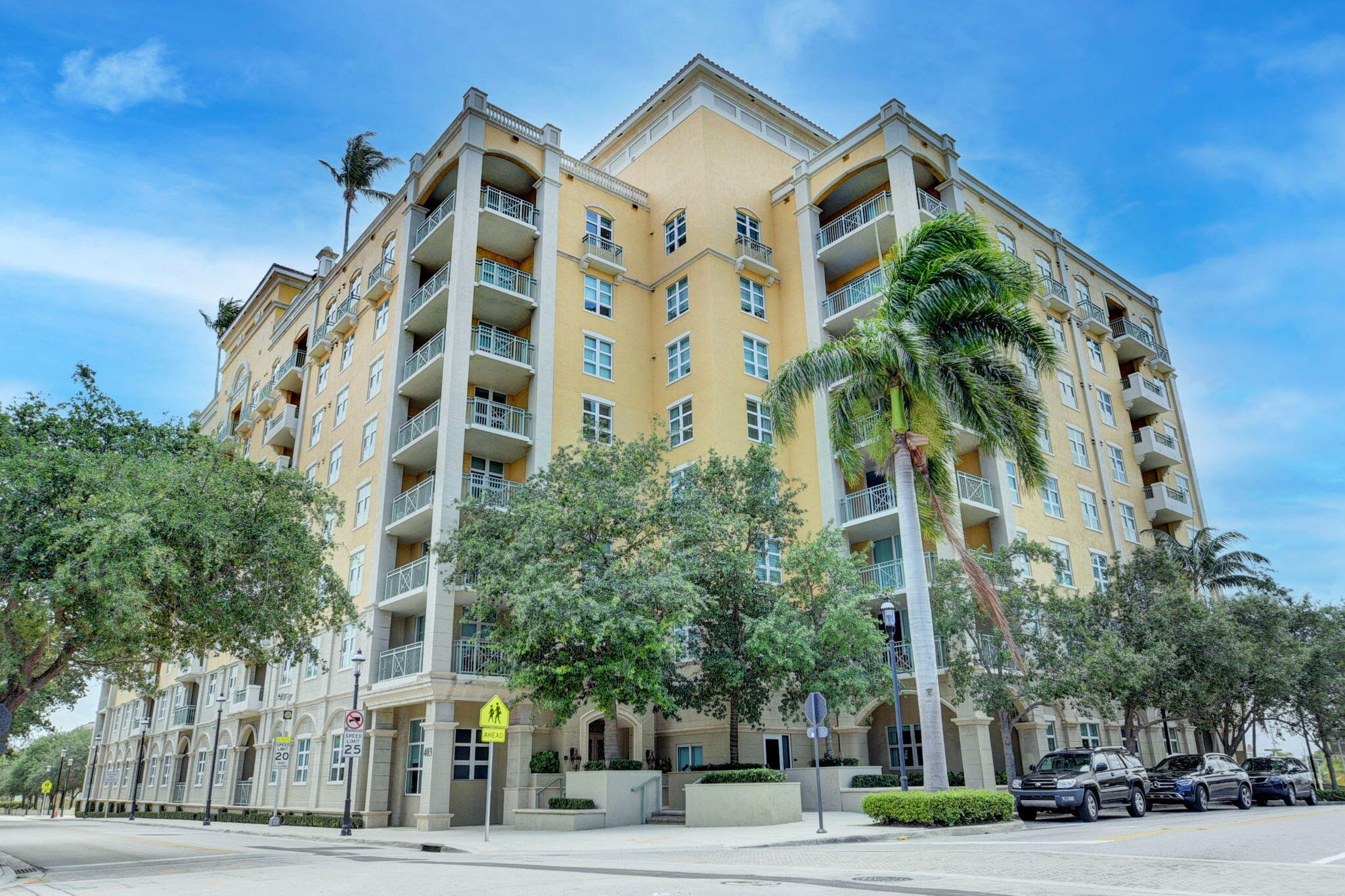 Downtown Living at its Best! 2Bed/2Bath East Facing XLarge Split Bdrm Floor Plan, 1,328sqft. Separate Dining Area. Tile Throughout. Open Kitchen. Top of the Line Stainless Appliances. Laundry Closet. Lg Master Bdrm. Luxurious Bathrooms. Mstr Bath w/Oversized Tub, Separate Shower. Double Sinks, Upgraded Countertop. Abundance of Storage & Closet Space by California Closets. Spacious Living Rm. Separate Dining Area. Generous Guest Bdrm. Many Custom upgrades & Details including Pantry, Motorized Window Treatments. Private Balcony. Enjoy Morning Sun & East City Views. Parking Garage. Metropolitan is a Full Service Luxury Boutique Bldg. 24/7 Front Desk Attendant. Resort Style Amenities. Gorgeous Rooftop Pool & Spa. Fitness Ctr.  Steps to City Place, Shopping, Restaurants, Kravis Center. Water, Trash removal, Internet, Basic Cable and Parking included in monthly rent.