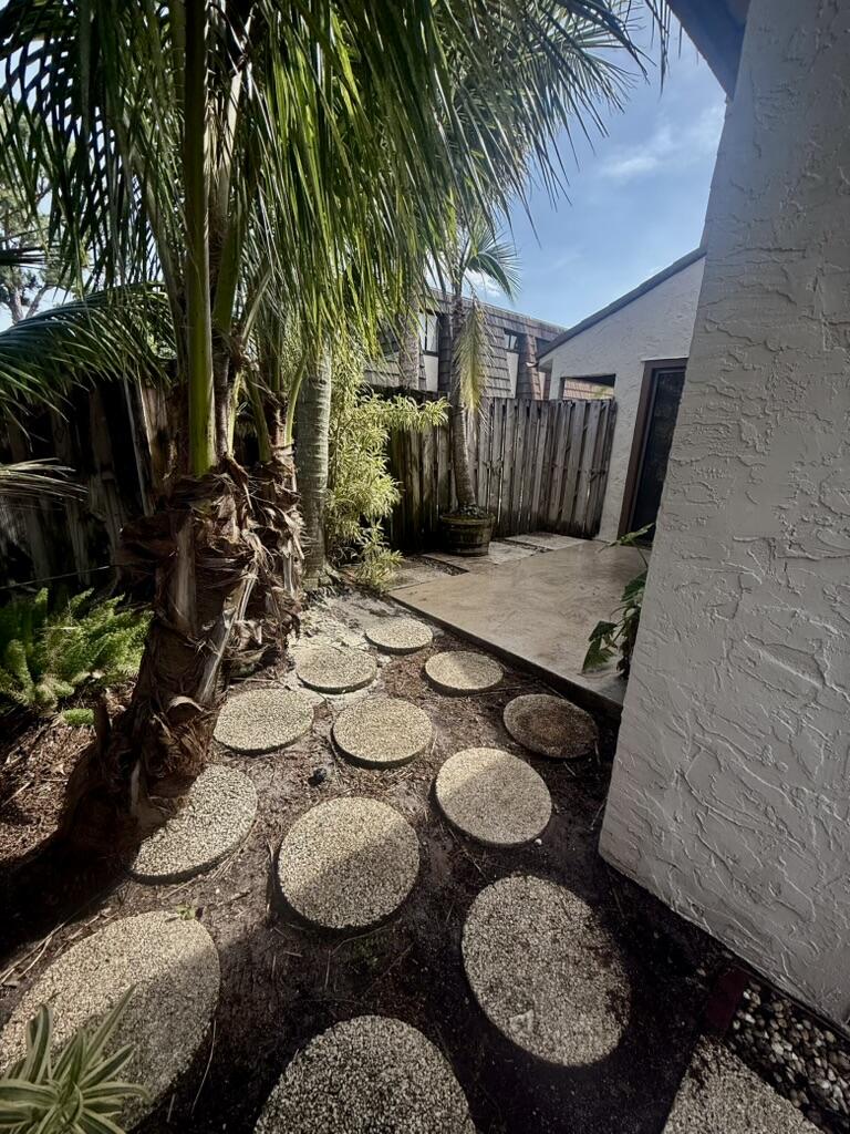 LAKE COLONY PH 3 - Residential