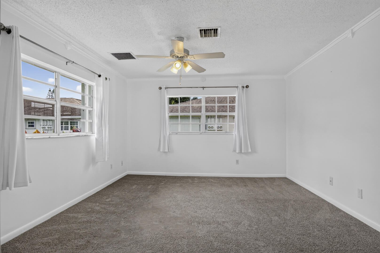 HIGH POINT OF FORT PIERCE CONDOMINIUM SECTION 3 - Residential