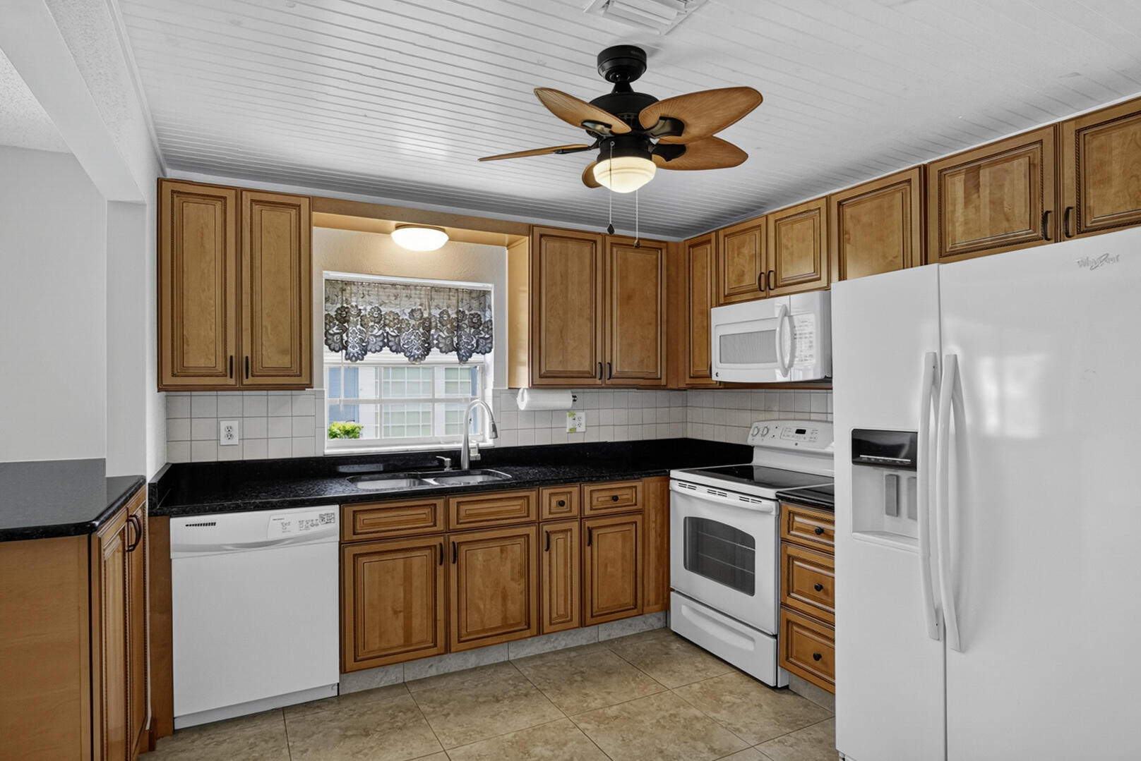 HIGH POINT OF FORT PIERCE CONDOMINIUM SECTION 3 - Residential