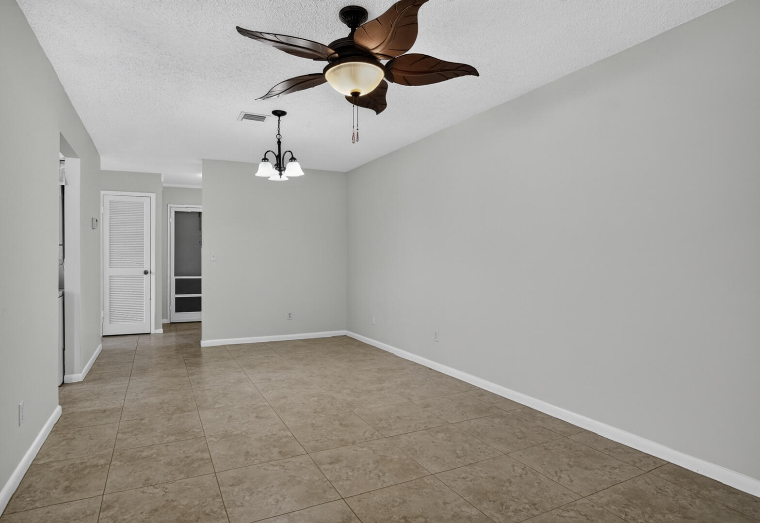 HIGH POINT OF FORT PIERCE CONDOMINIUM SECTION 3 - Residential