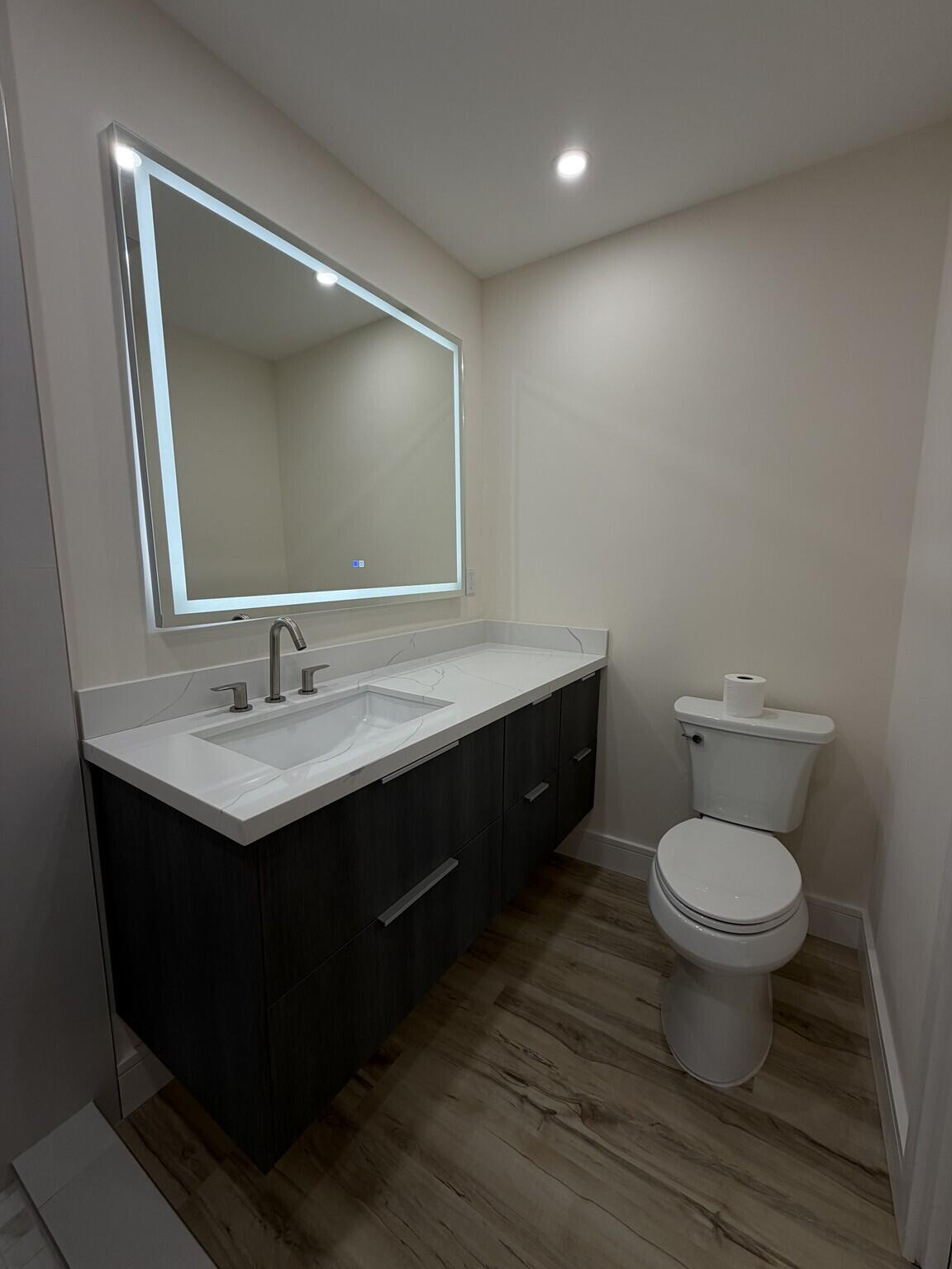 WOODLAKE ISLES - Residential