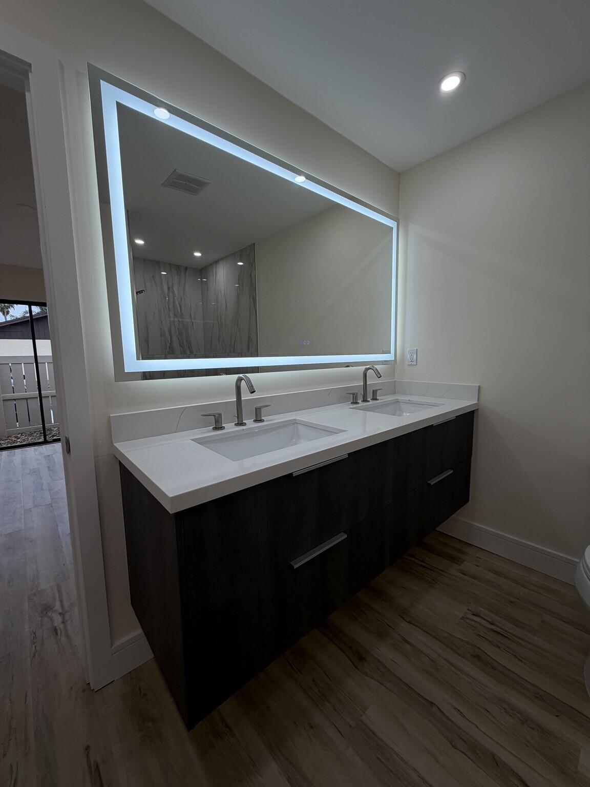 WOODLAKE ISLES - Residential