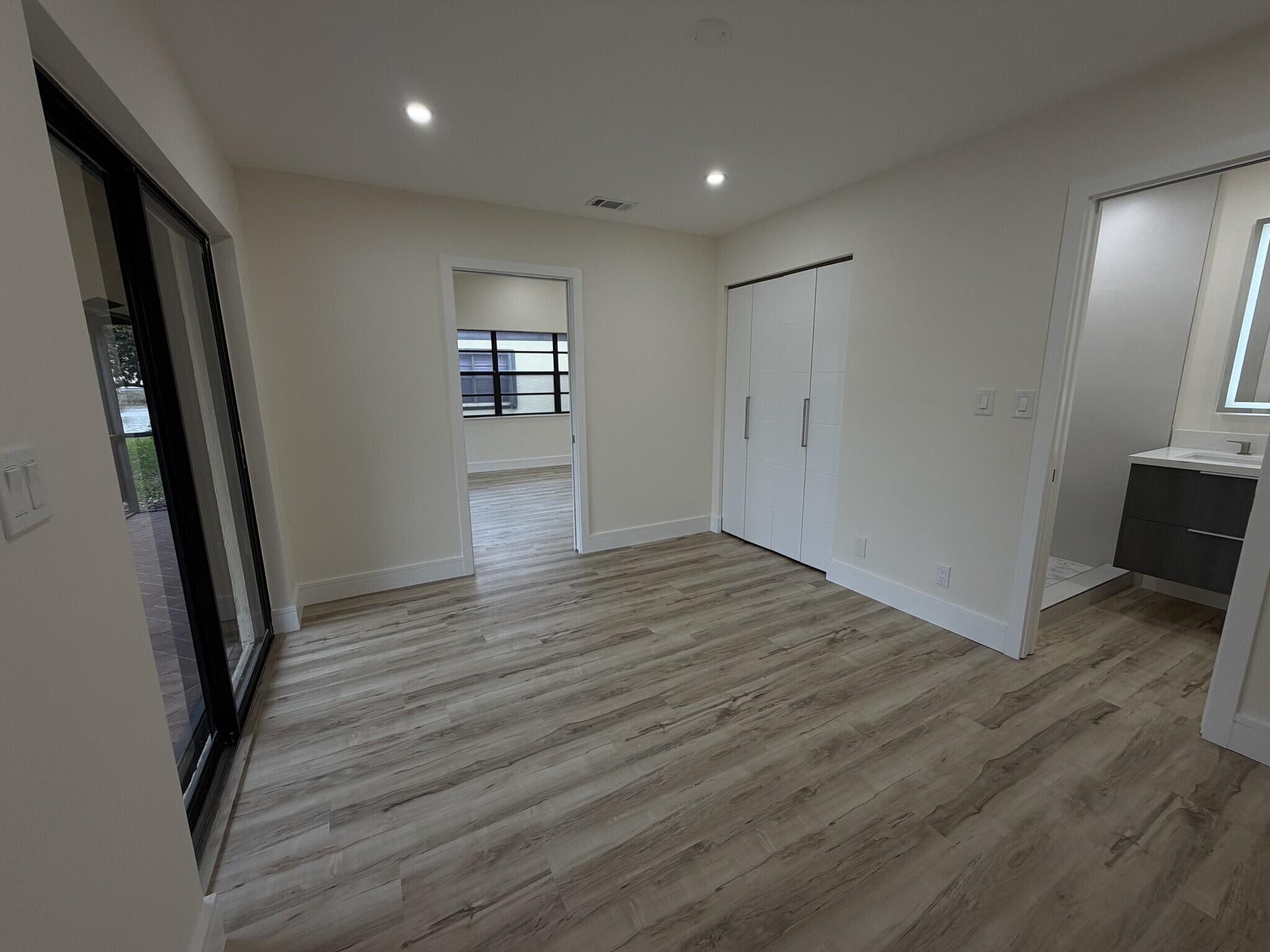 WOODLAKE ISLES - Residential