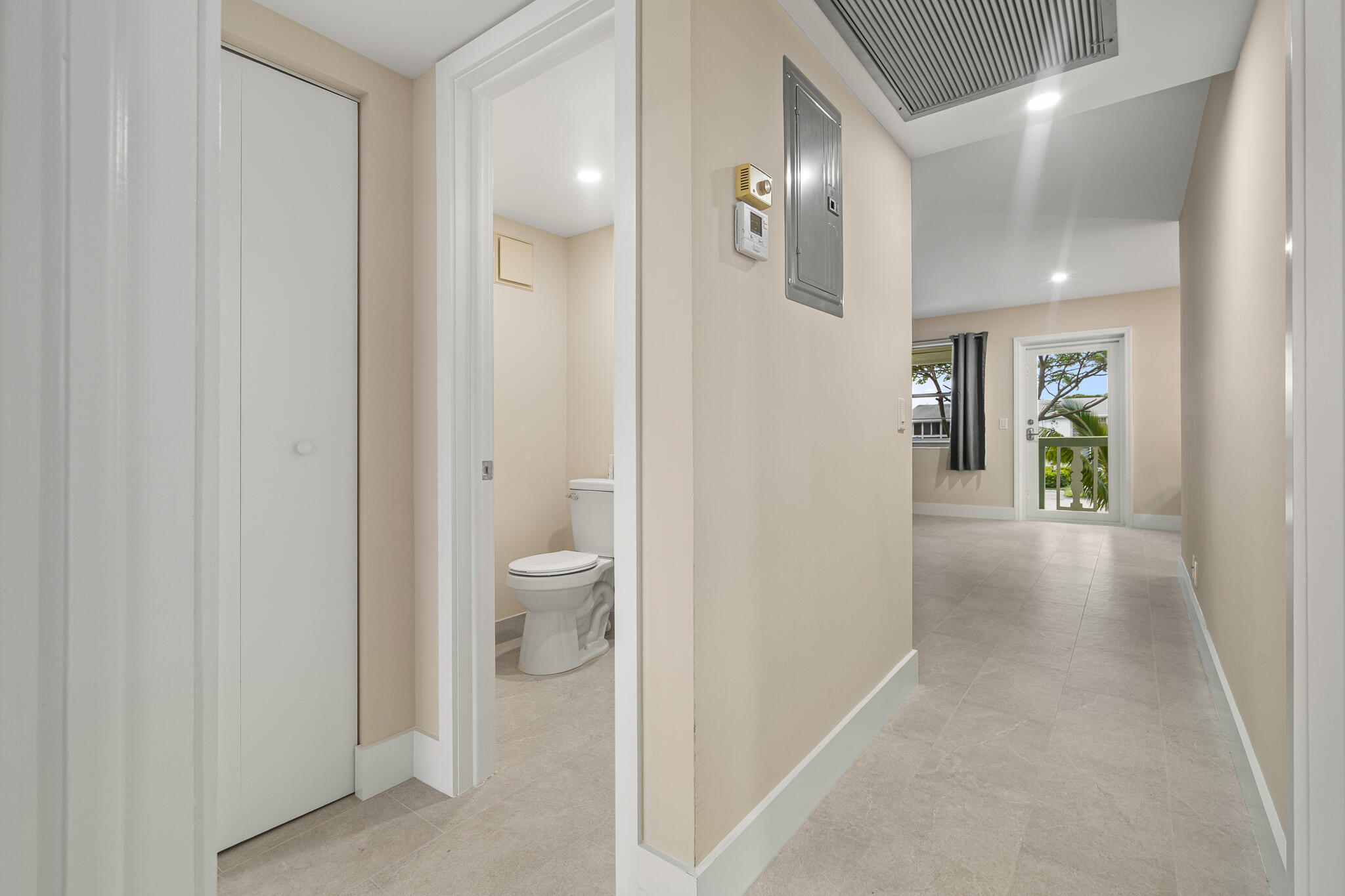FARNHAM G CONDO - Residential