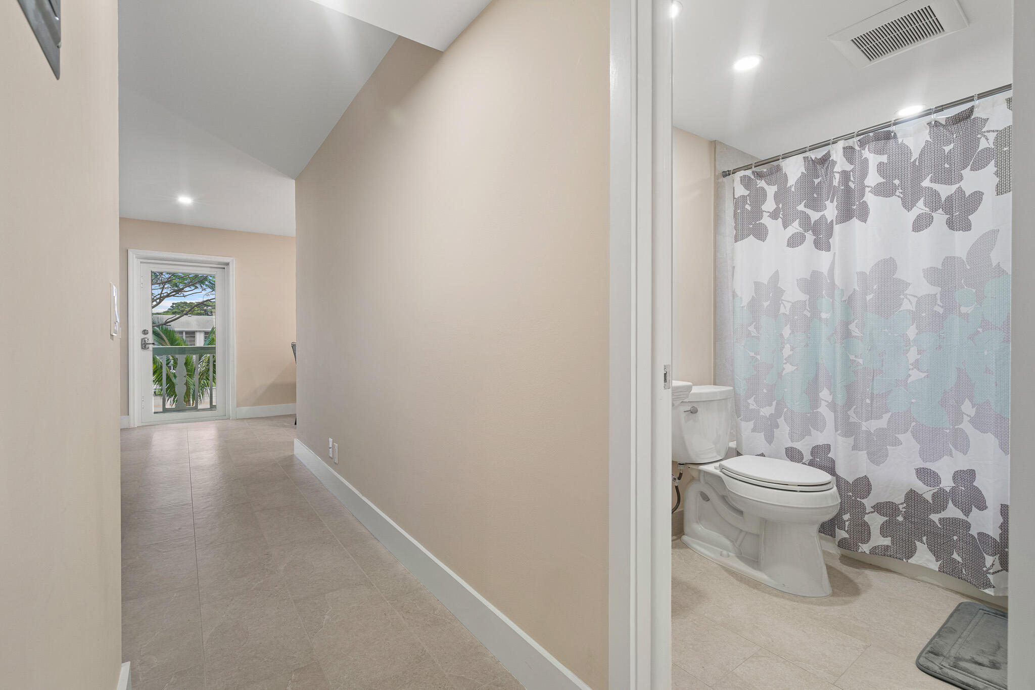 FARNHAM G CONDO - Residential