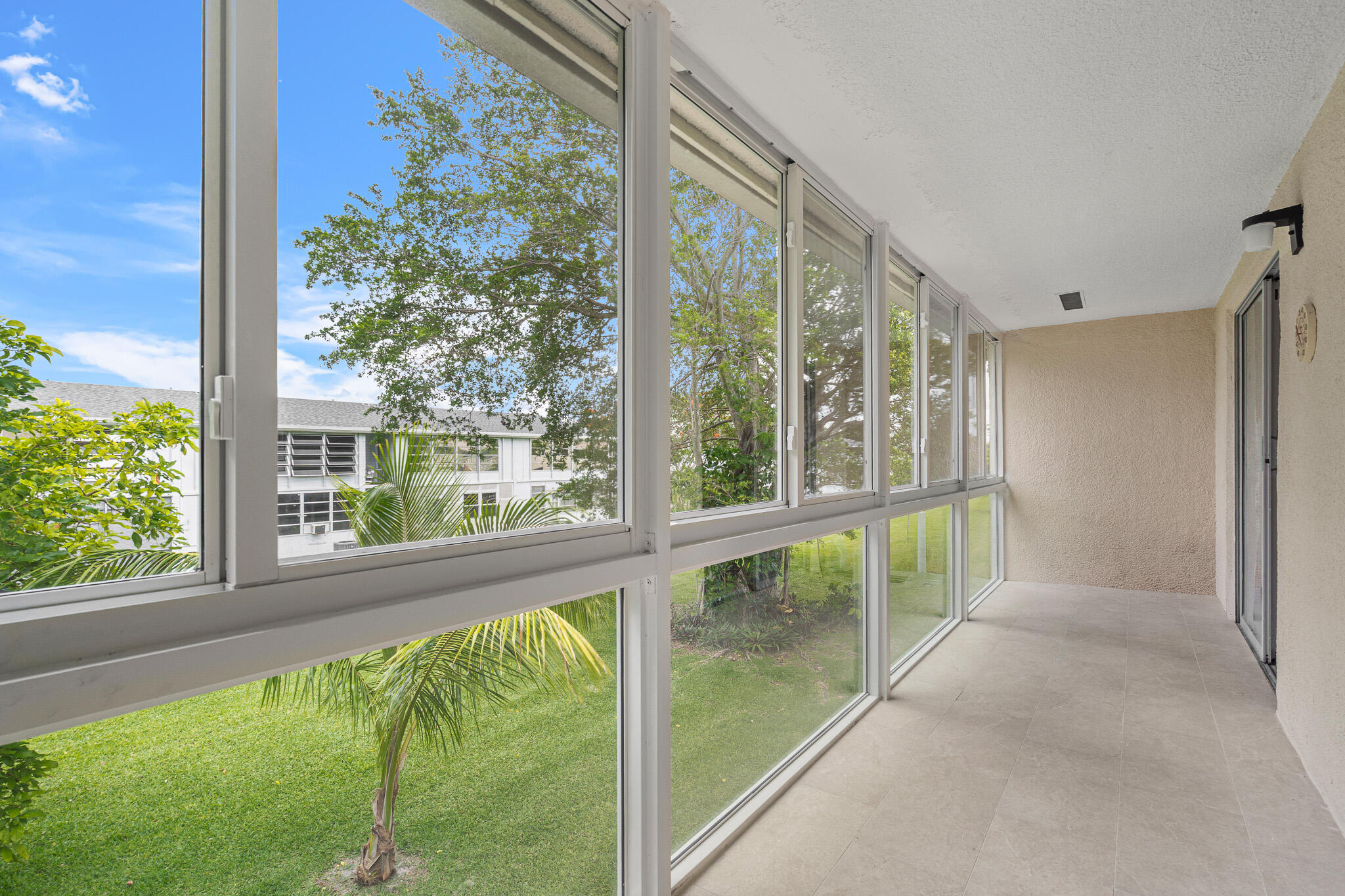 FARNHAM G CONDO - Residential