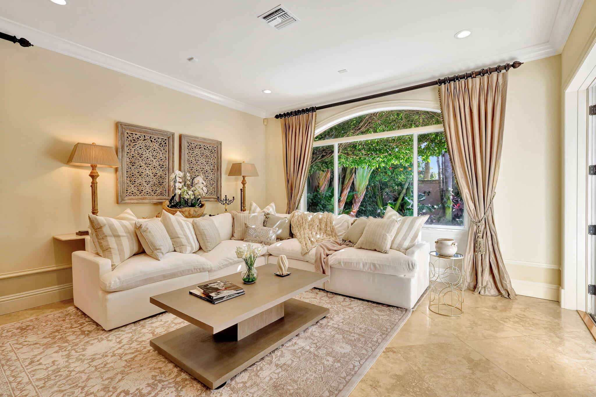 ADMIRALS COVE 2 PAR E - Residential