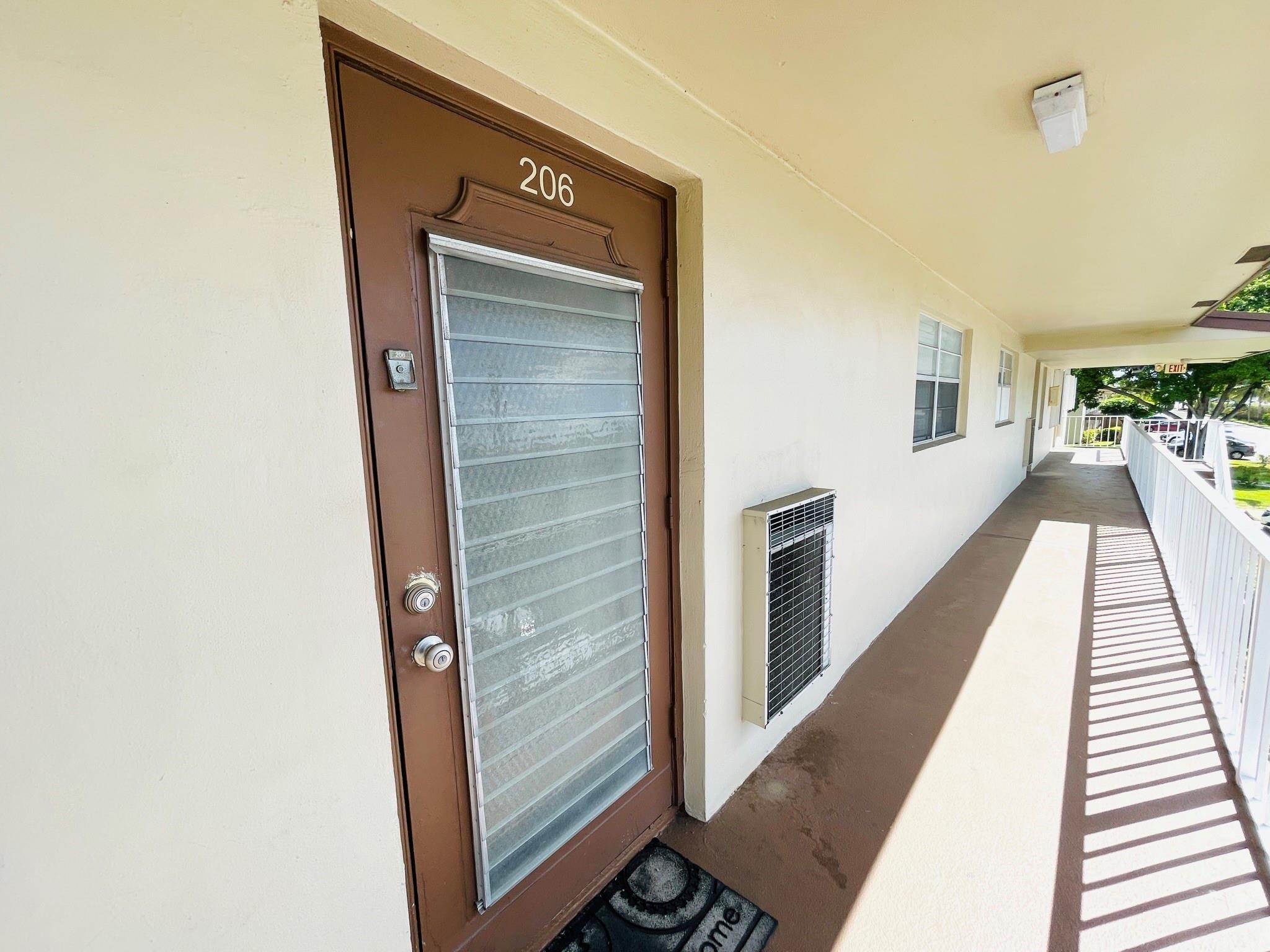 ORIOLE GARDENS - Residential