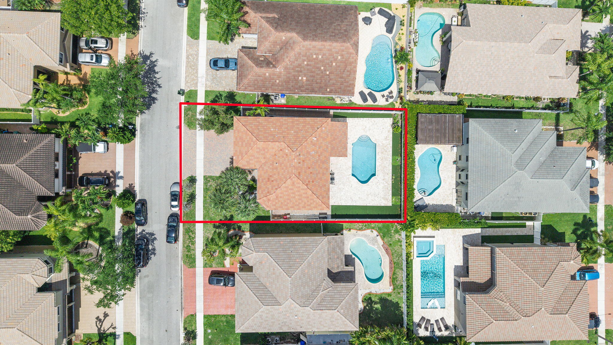 HEFTLER HOMES AT PEMBROKE SHORES - Residential