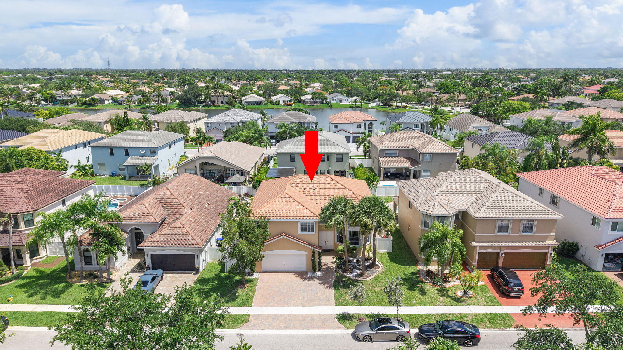 HEFTLER HOMES AT PEMBROKE SHORES - Residential