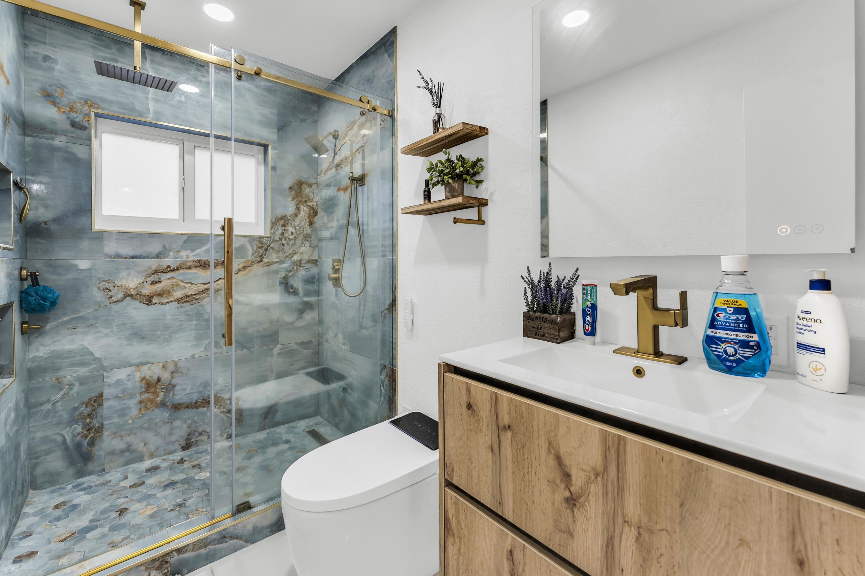 LESLIE PATIO HOMES SEC 4 - Residential