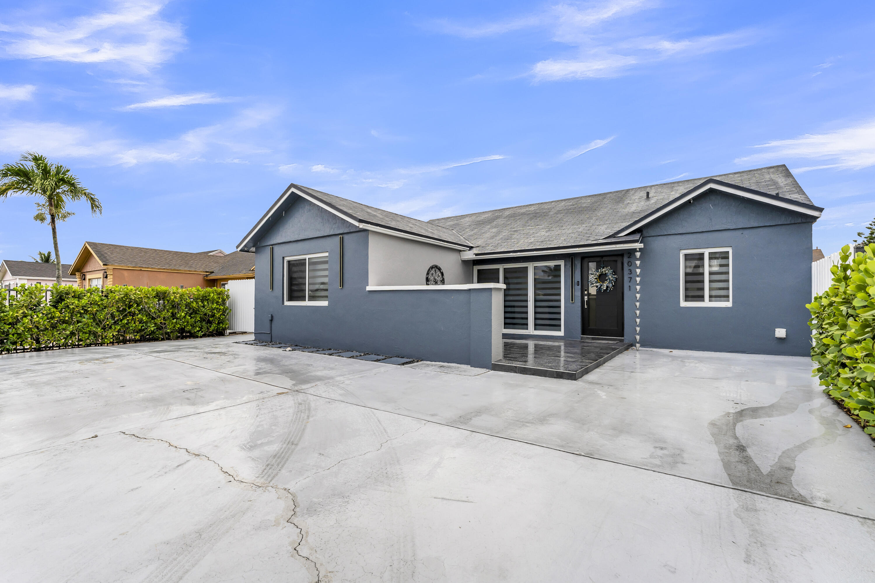 LESLIE PATIO HOMES SEC 4 - Residential