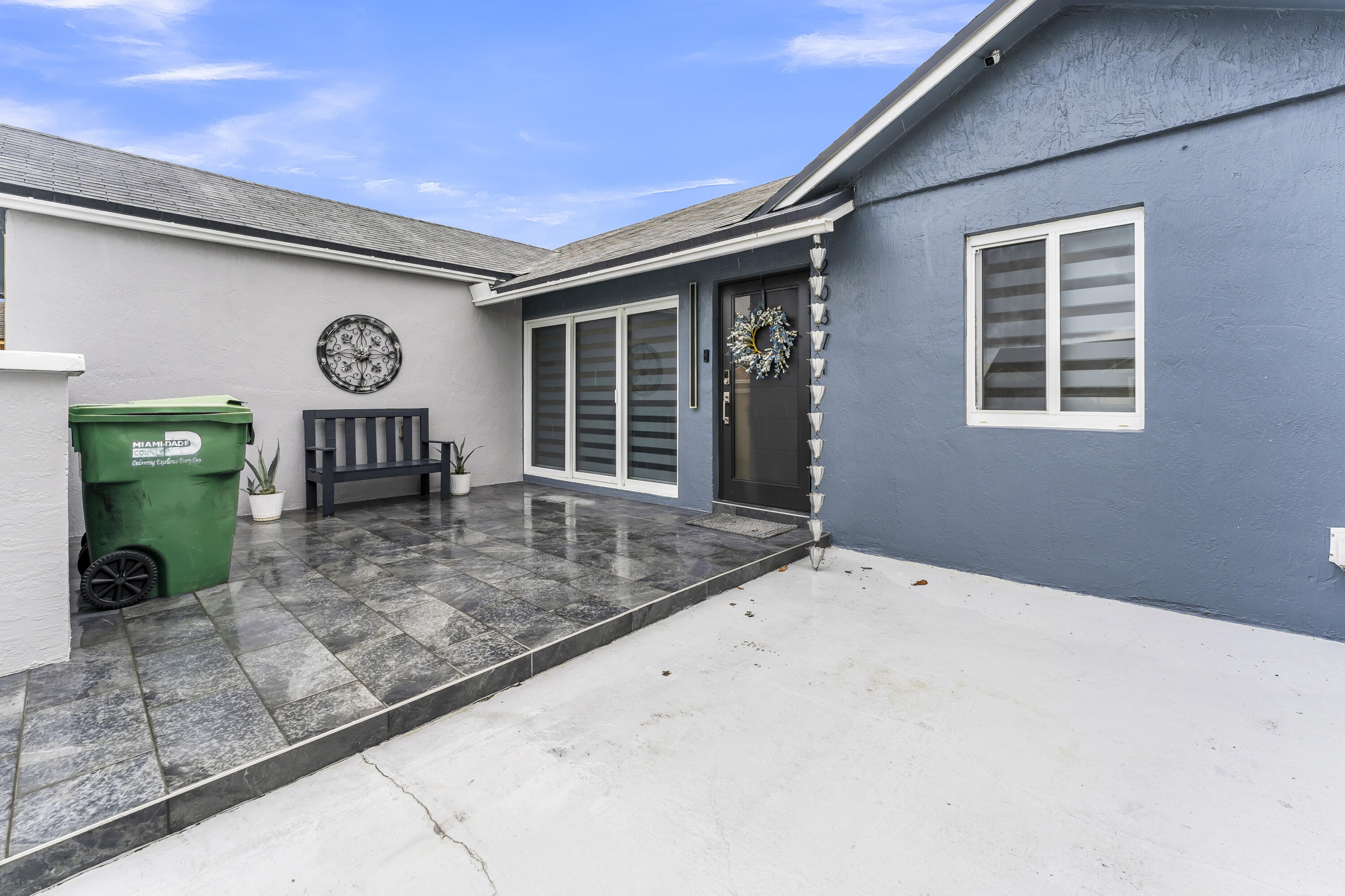 LESLIE PATIO HOMES SEC 4 - Residential