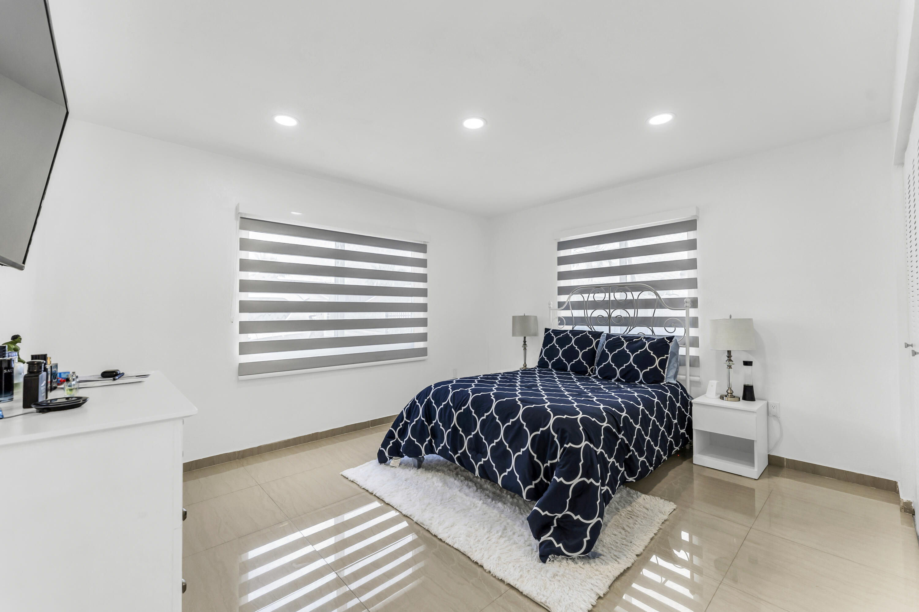 LESLIE PATIO HOMES SEC 4 - Residential