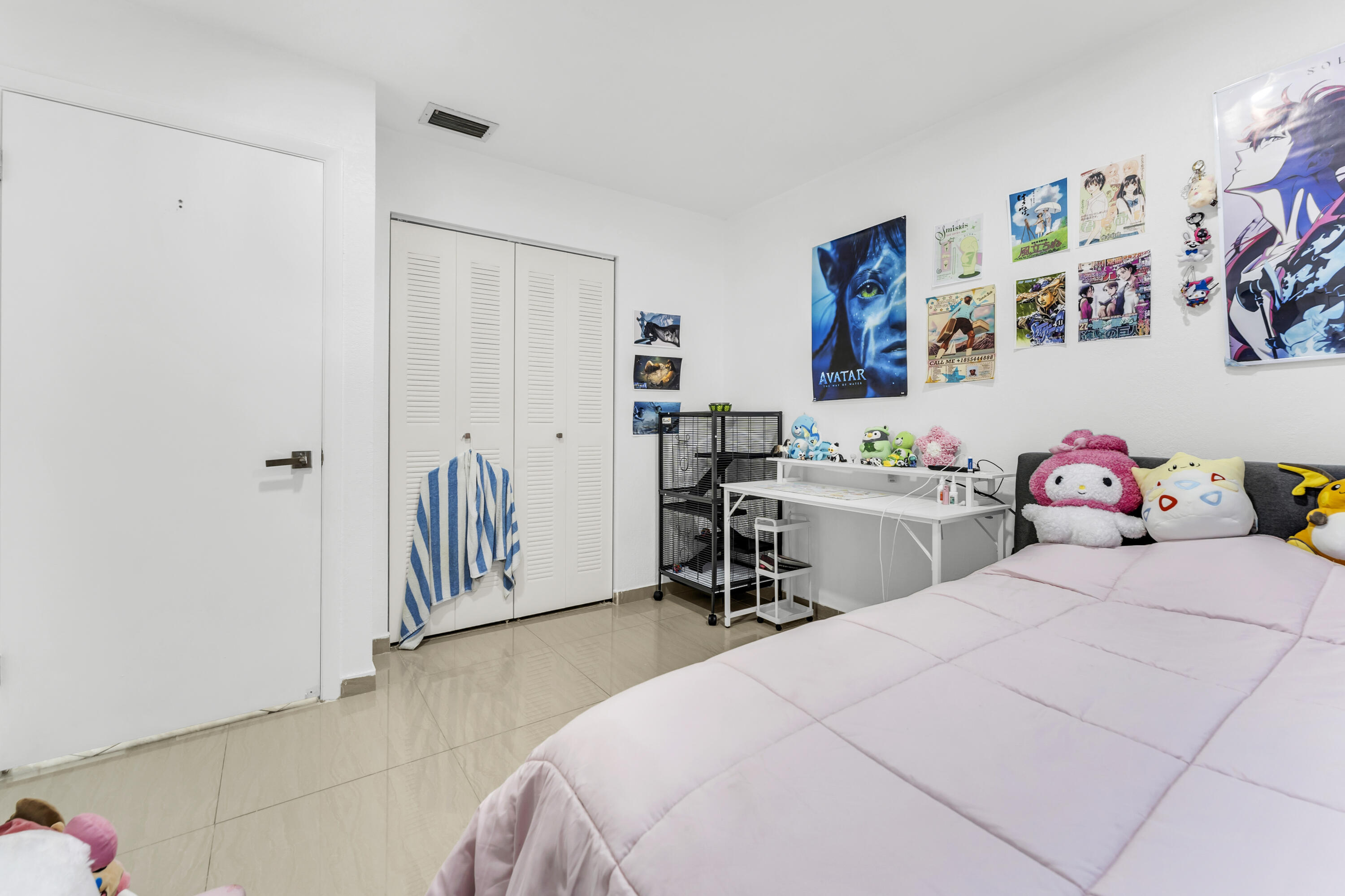 LESLIE PATIO HOMES SEC 4 - Residential