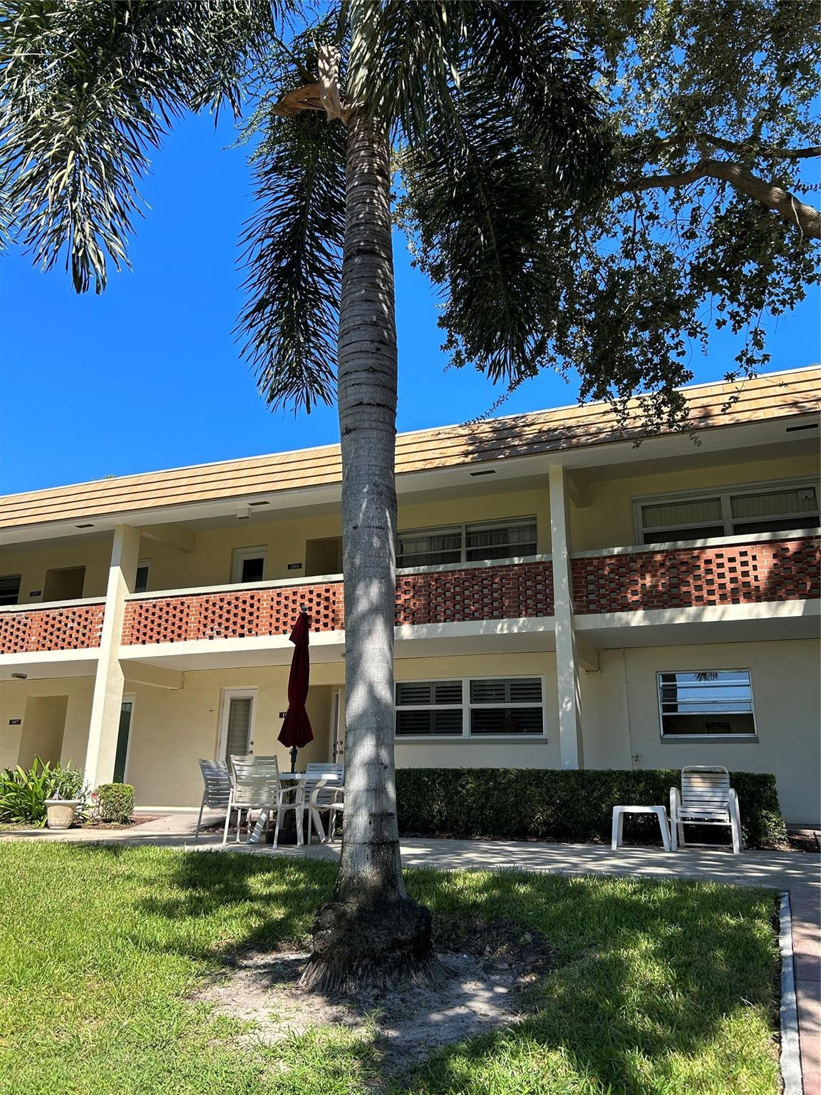 MARINE COLONY CONDO - Residential Lease