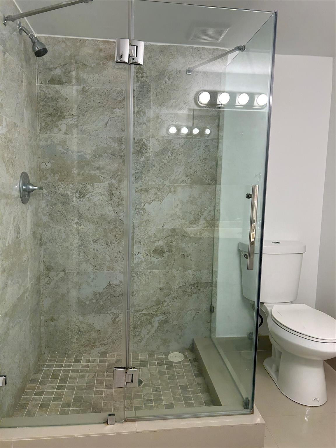 MARINE COLONY CONDO - Residential Lease
