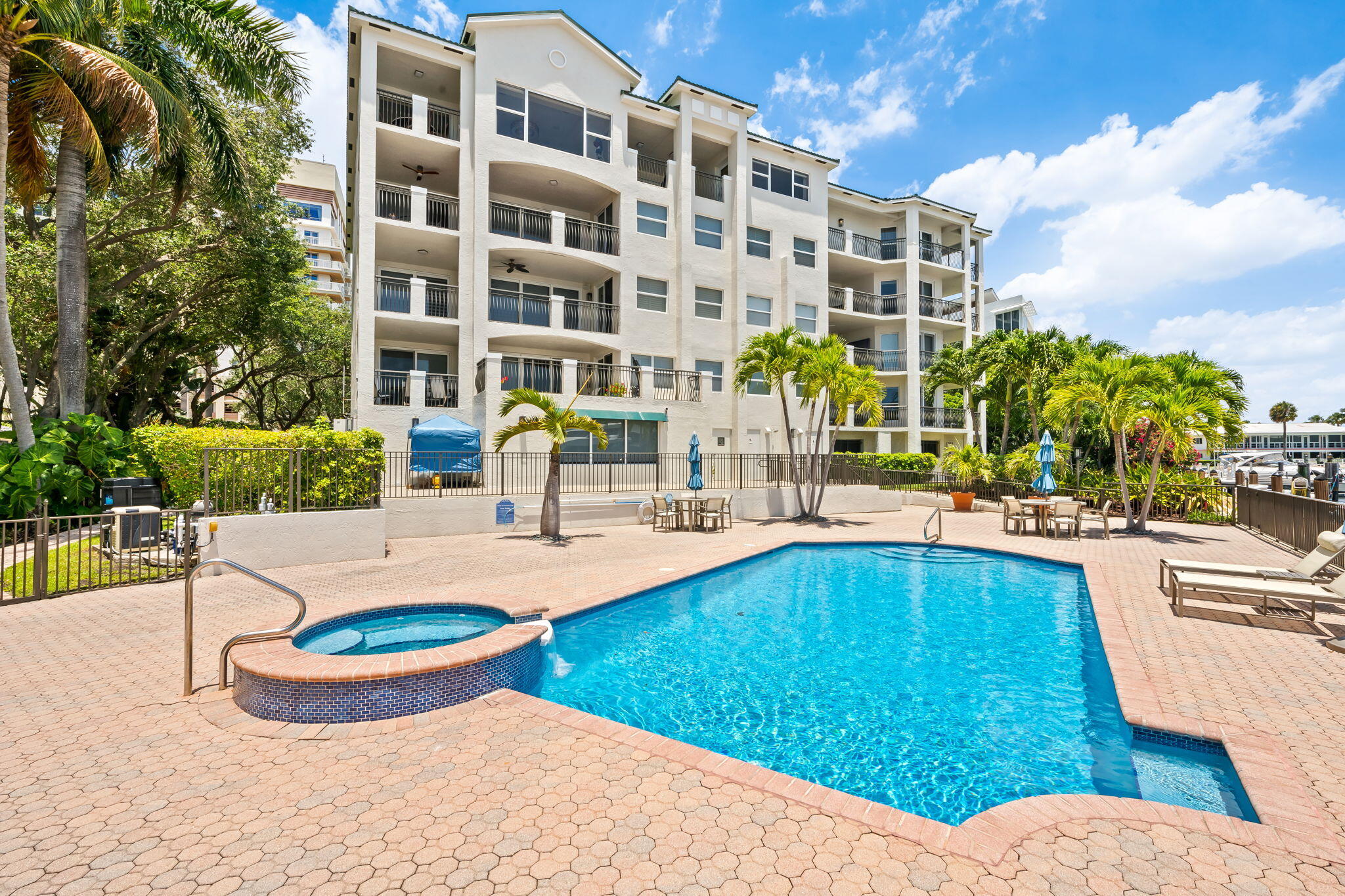 VILLAS OF SUNRISE BAY CONDO - Residential