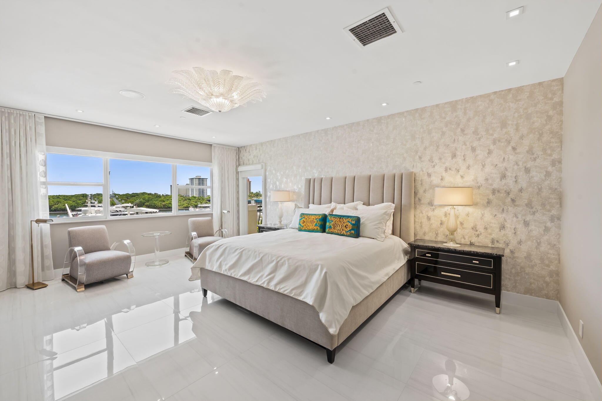 VILLAS OF SUNRISE BAY CONDO - Residential