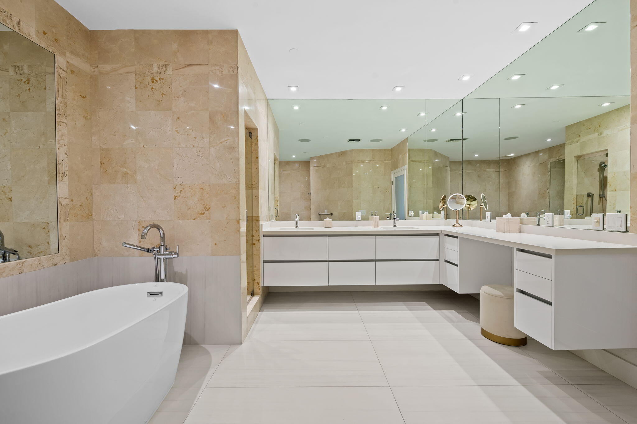 VILLAS OF SUNRISE BAY CONDO - Residential