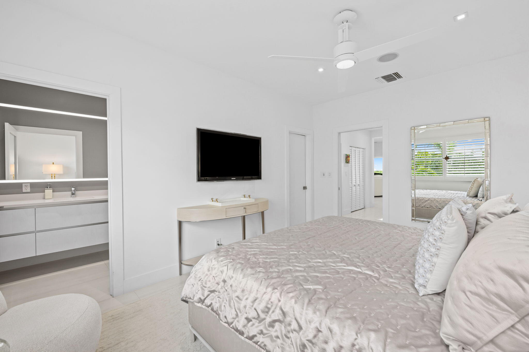 VILLAS OF SUNRISE BAY CONDO - Residential