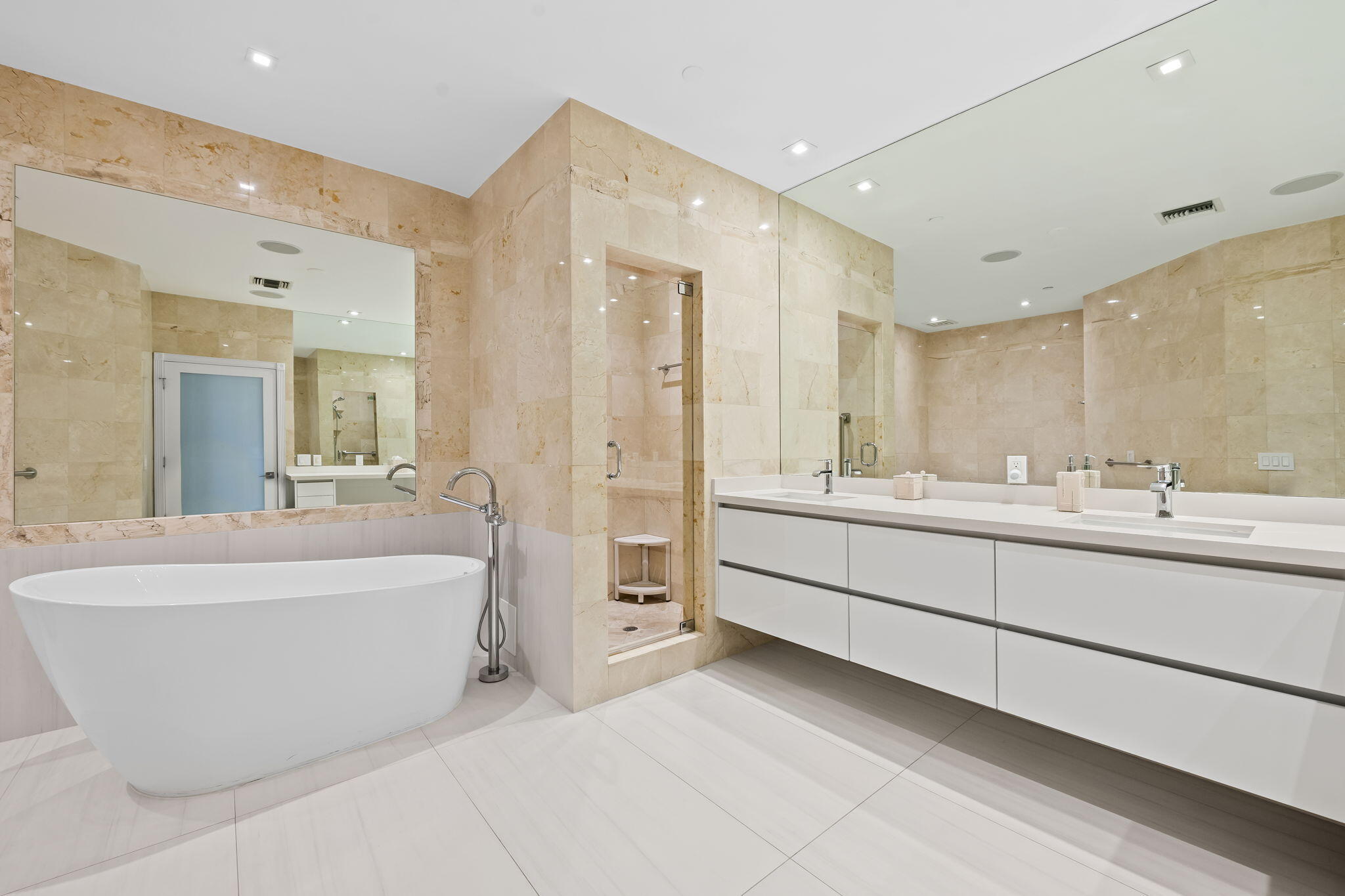 VILLAS OF SUNRISE BAY CONDO - Residential