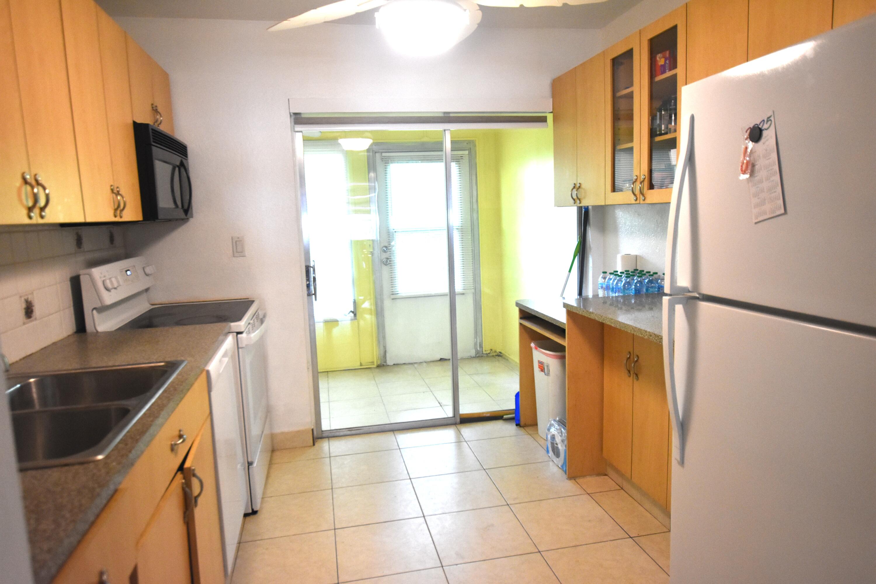 ORIOLE GARDENS THREE 77 CONDO - Residential