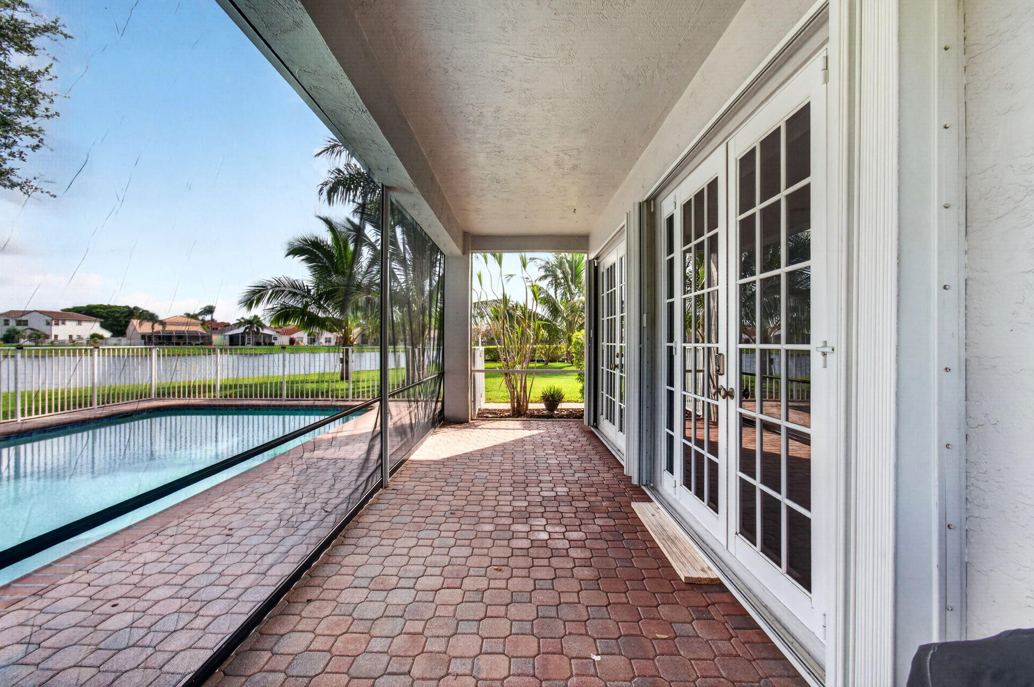 LAKE CHARLESTON - Residential