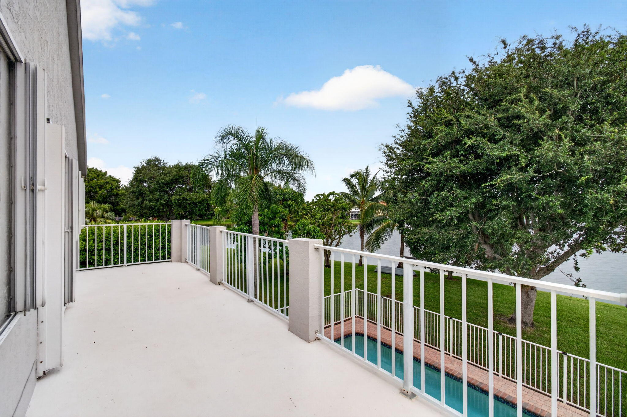 LAKE CHARLESTON - Residential