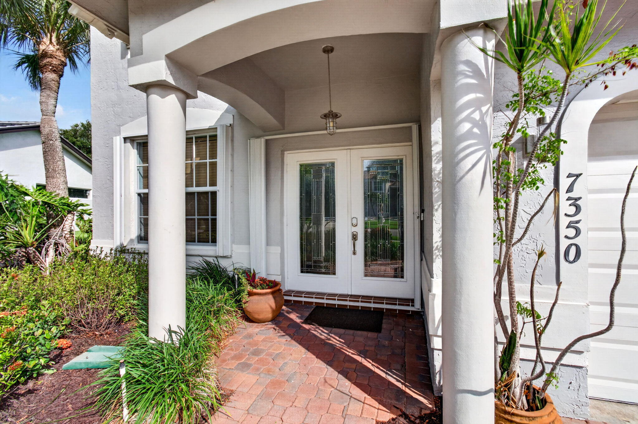 LAKE CHARLESTON - Residential