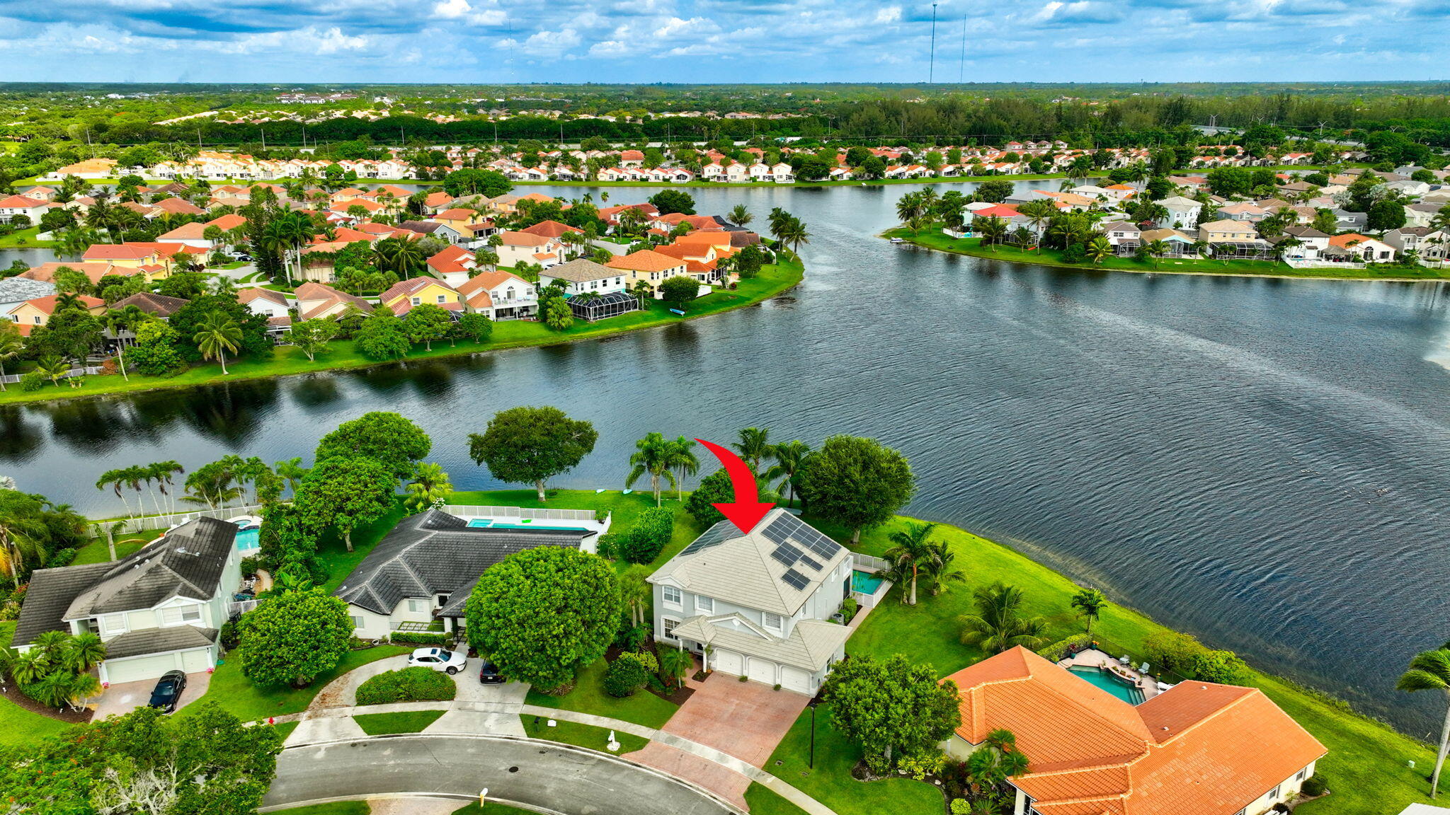 LAKE CHARLESTON - Residential