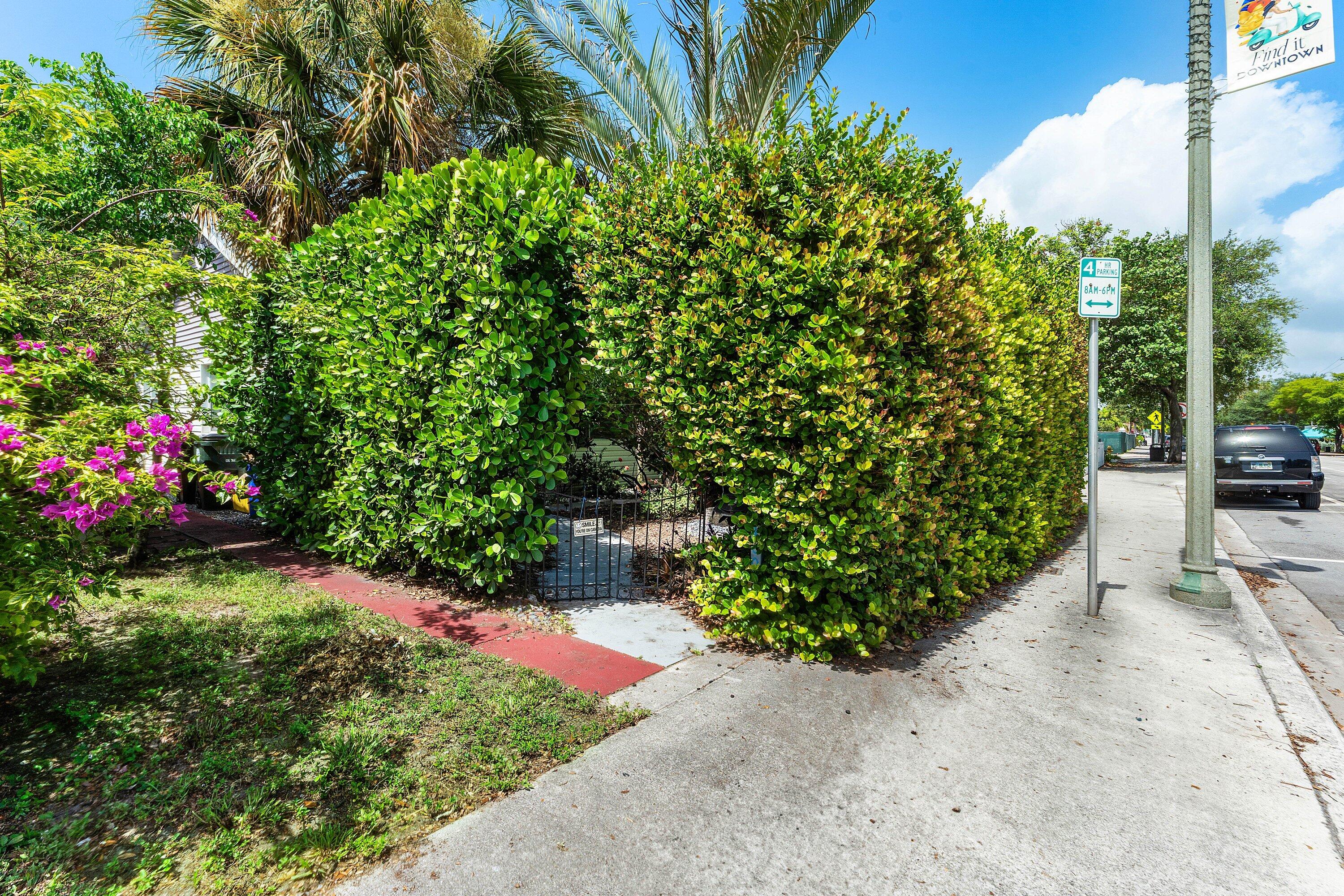 LAKE WORTH TOWN OF - Residential