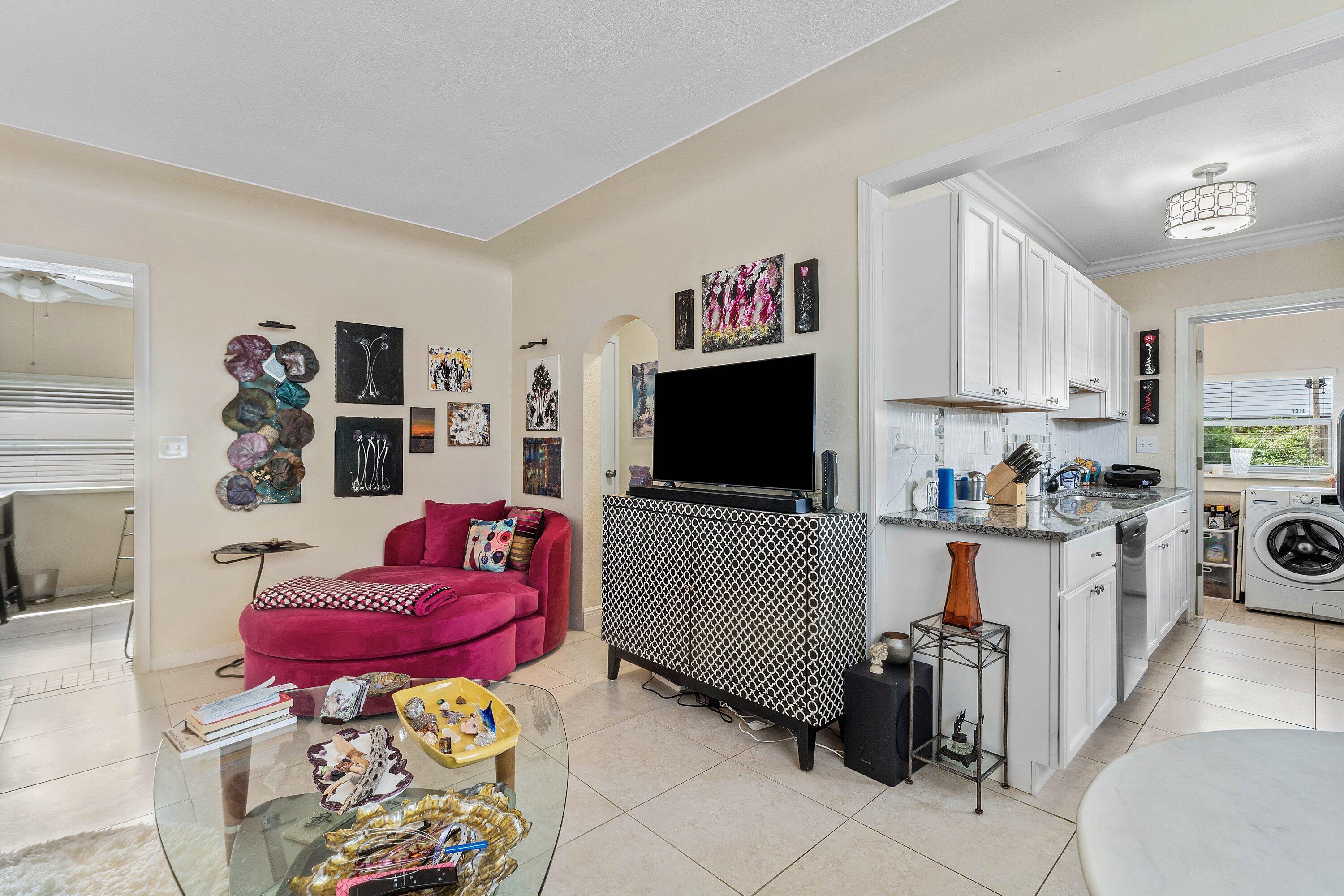 LAKE WORTH TOWN OF - Residential