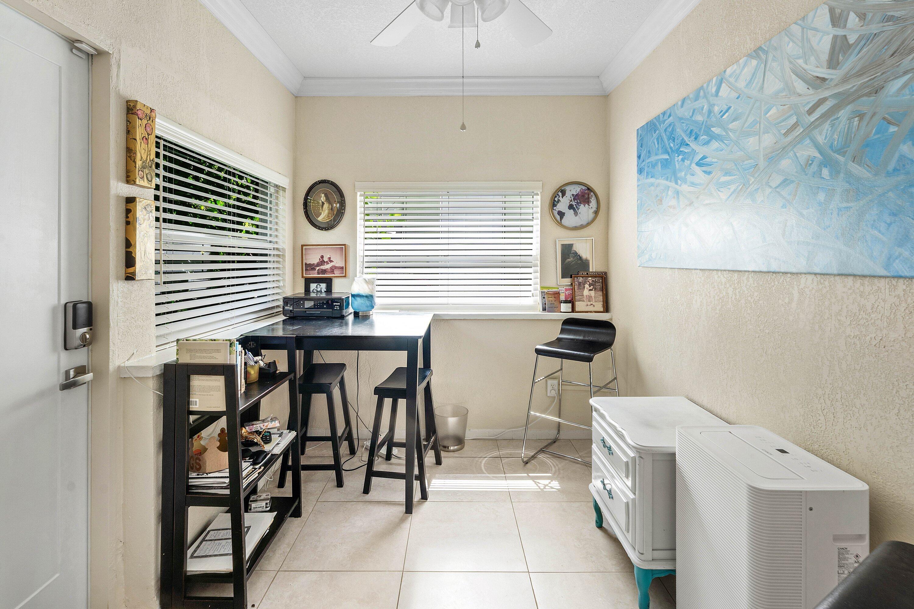 LAKE WORTH TOWN OF - Residential