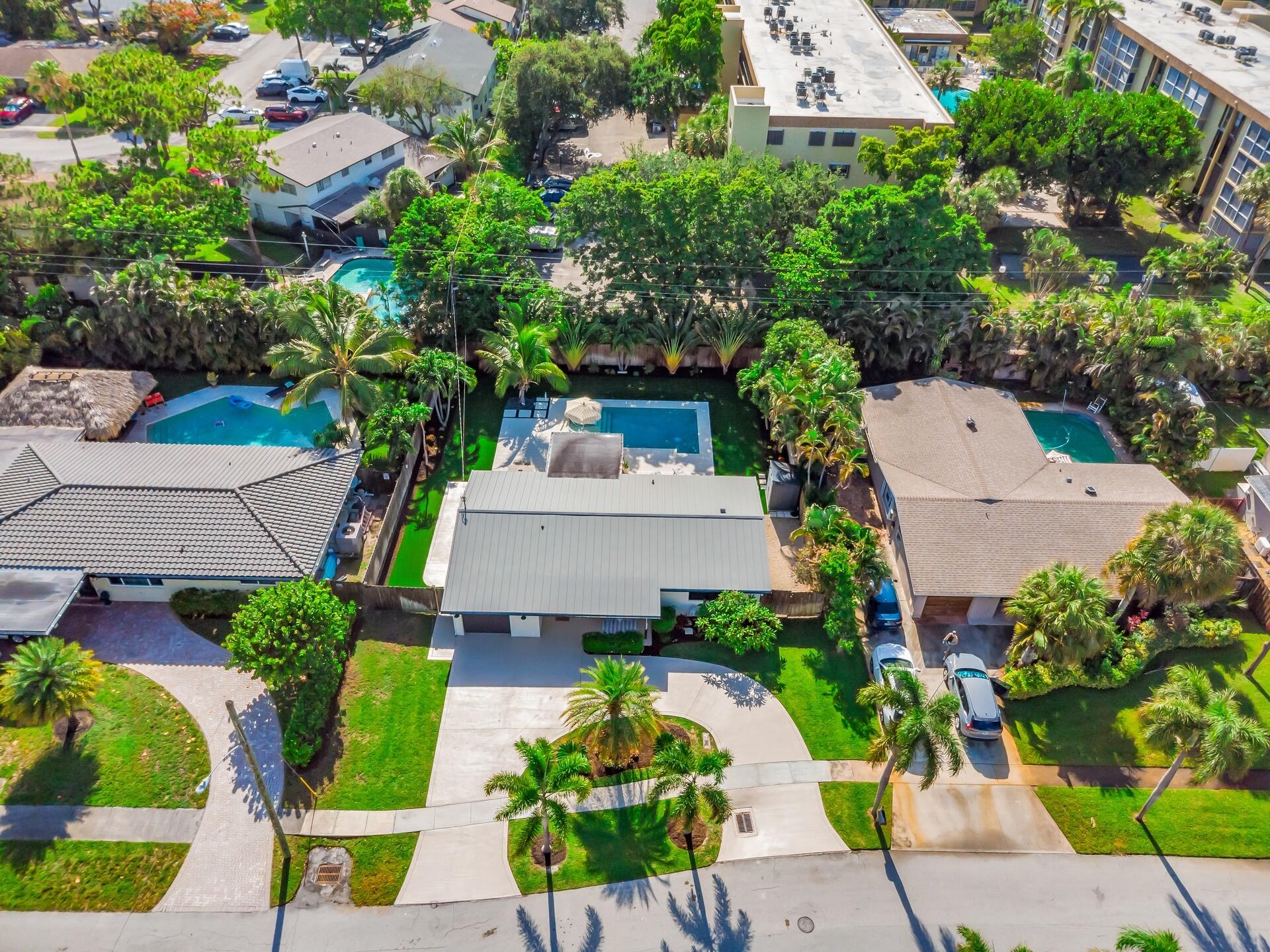 CORAL MANOR THIRD ADD - Residential