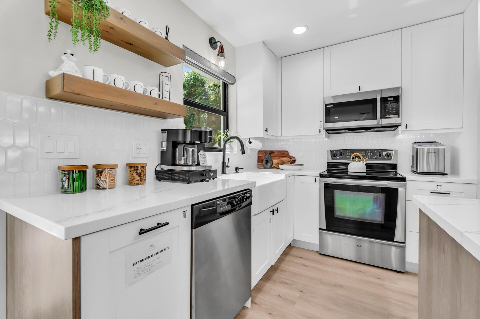 CORAL MANOR THIRD ADD - Residential