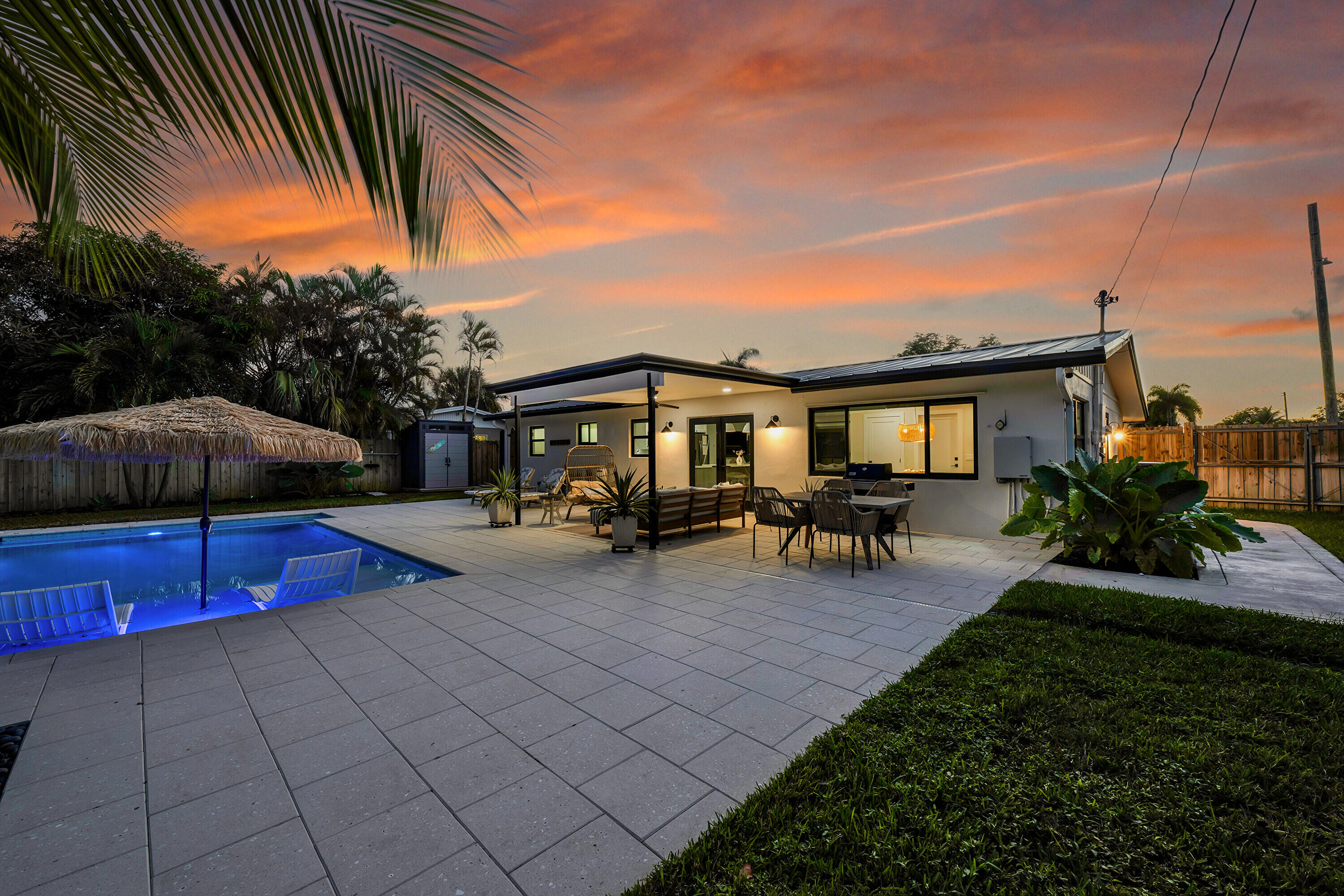 CORAL MANOR THIRD ADD - Residential