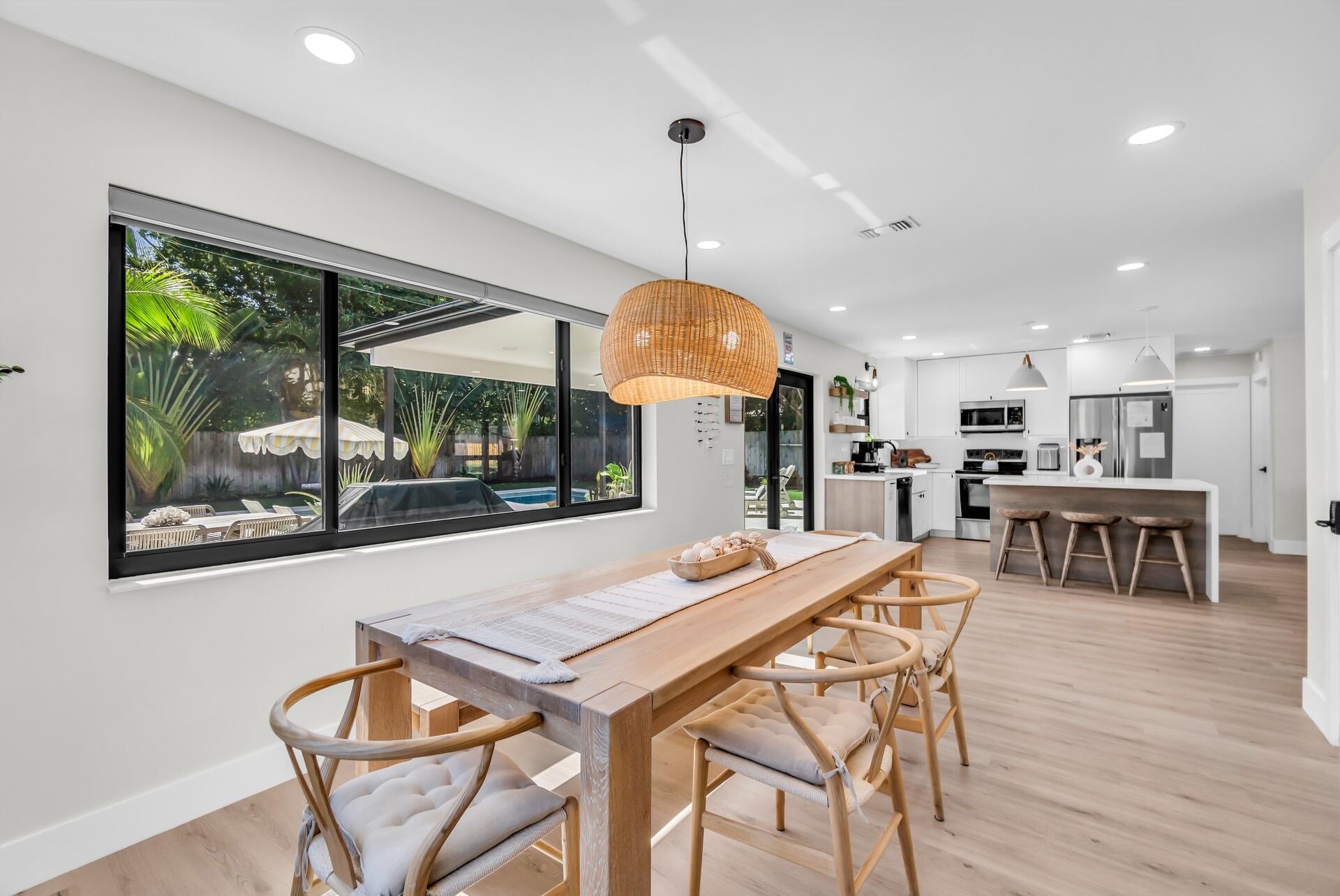 CORAL MANOR THIRD ADD - Residential